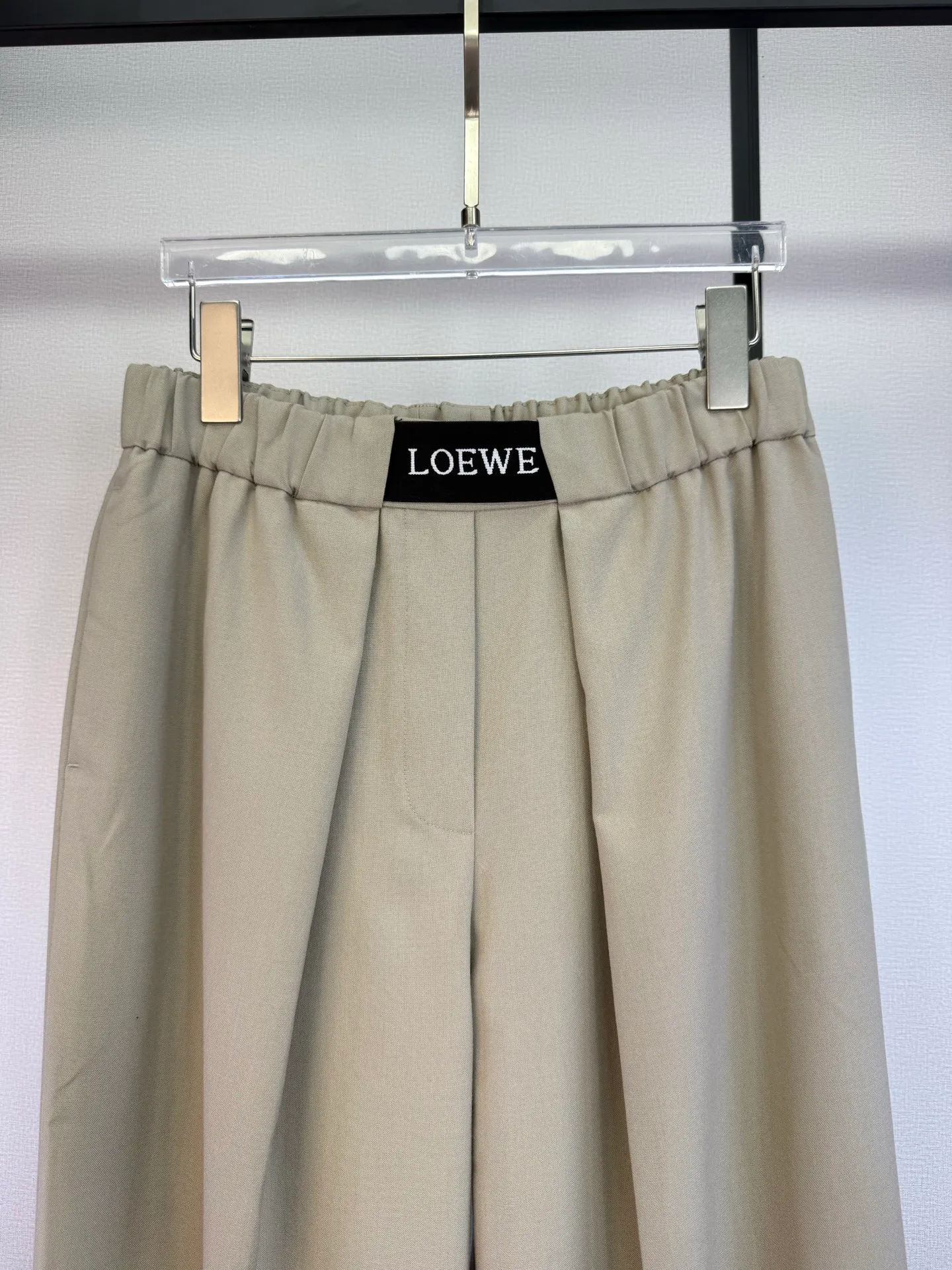 Women's Trousers LOEWE 17799304