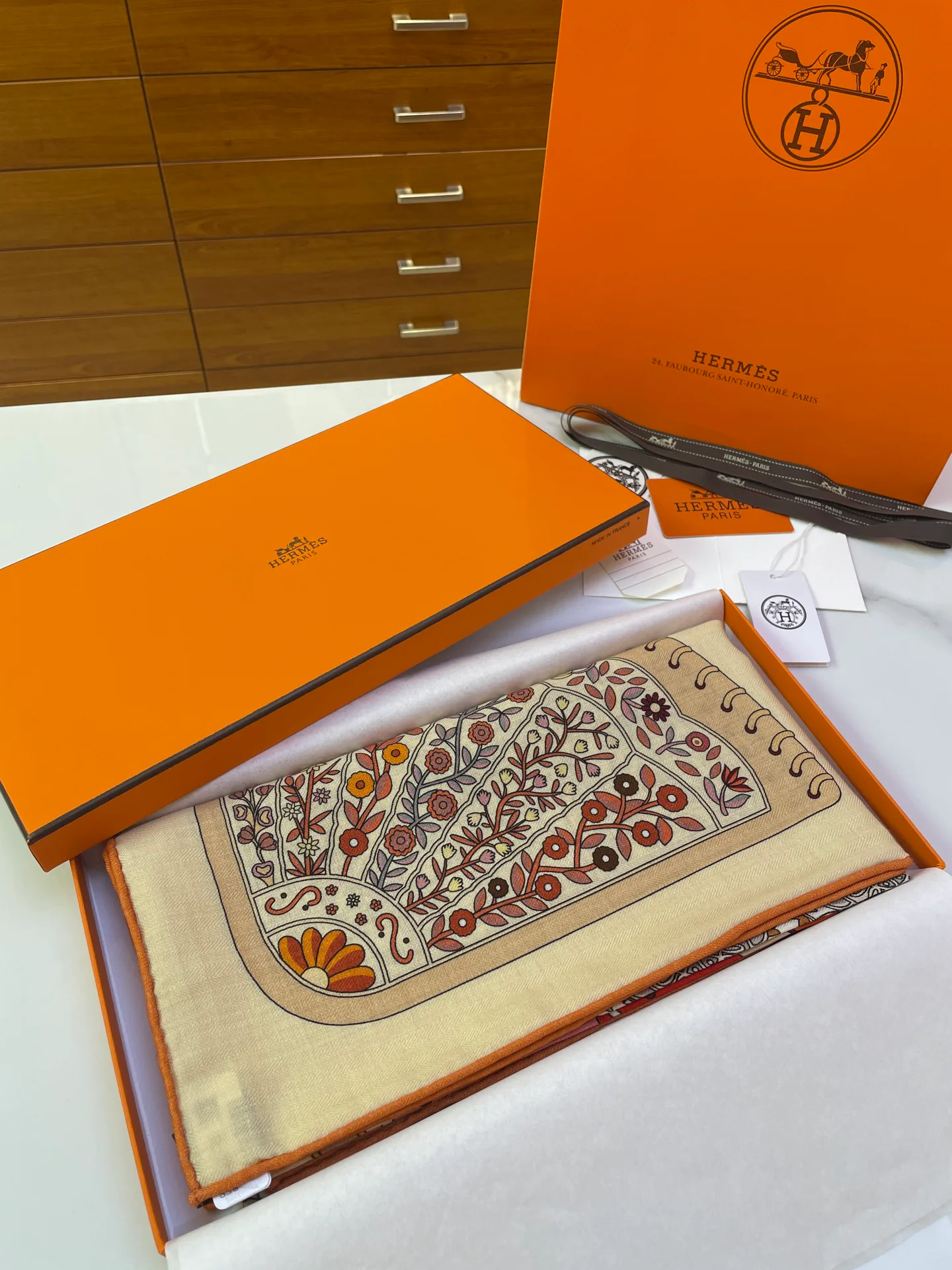 Scarves HERMES 17928315