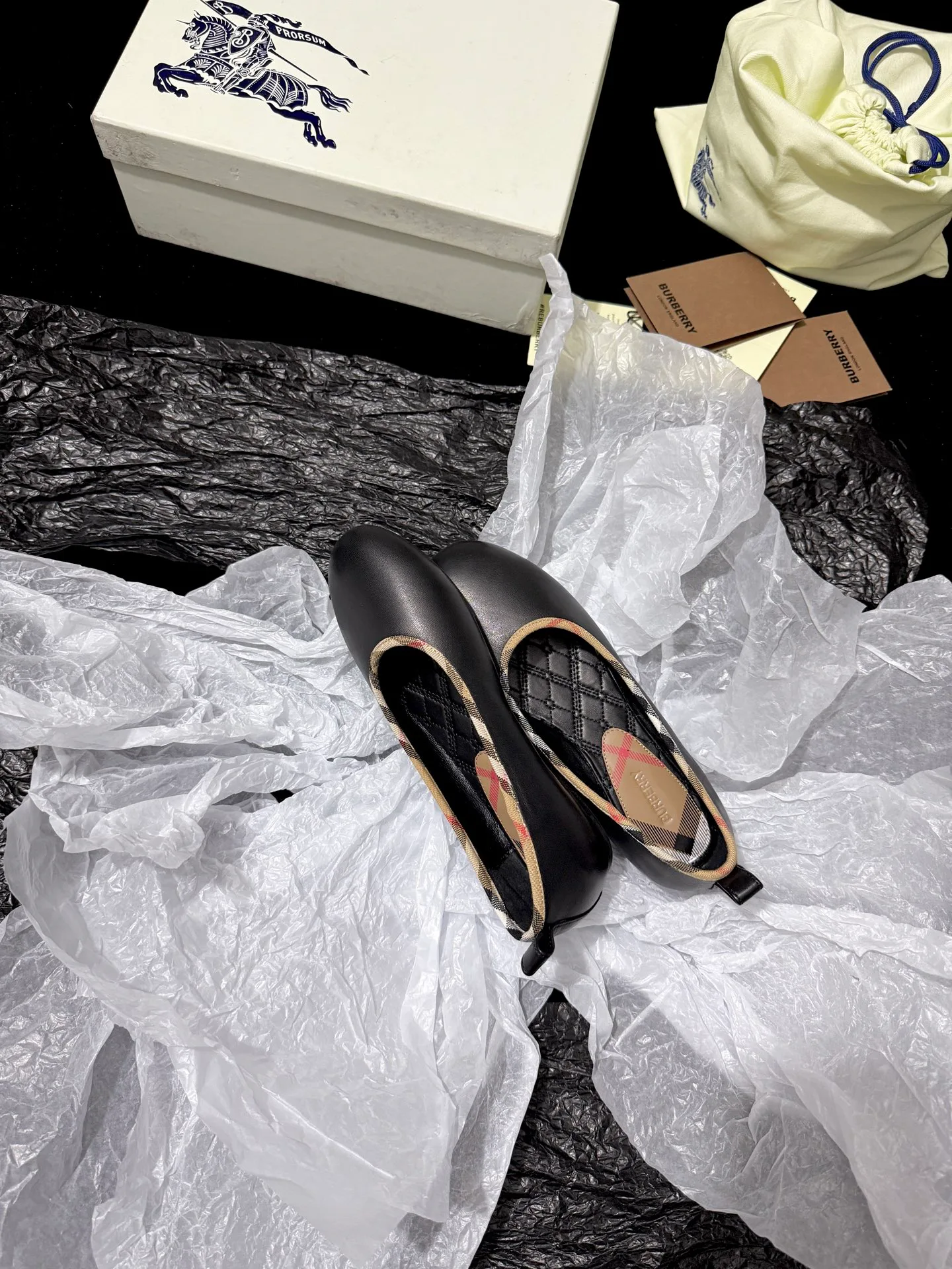 Women's Ballet Flats BURBERRY 18110673