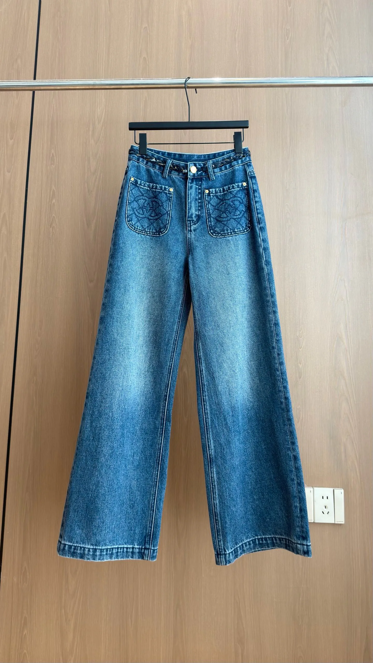 Women's Jeans CHANEL 17988087