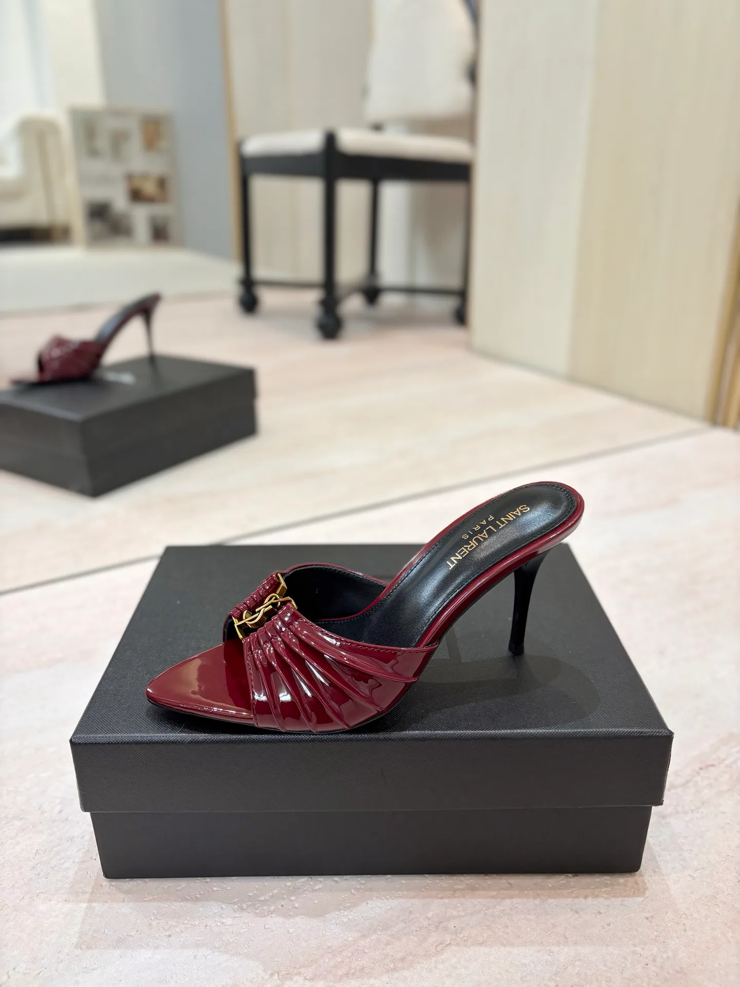 Women's Mules And Clogs SAINT LAURENT 17476094