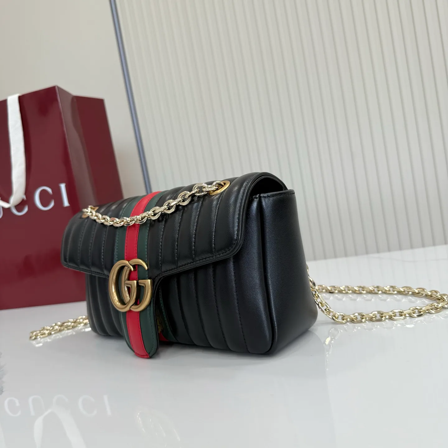 Women's Classic Handbags GUCCI 17947724