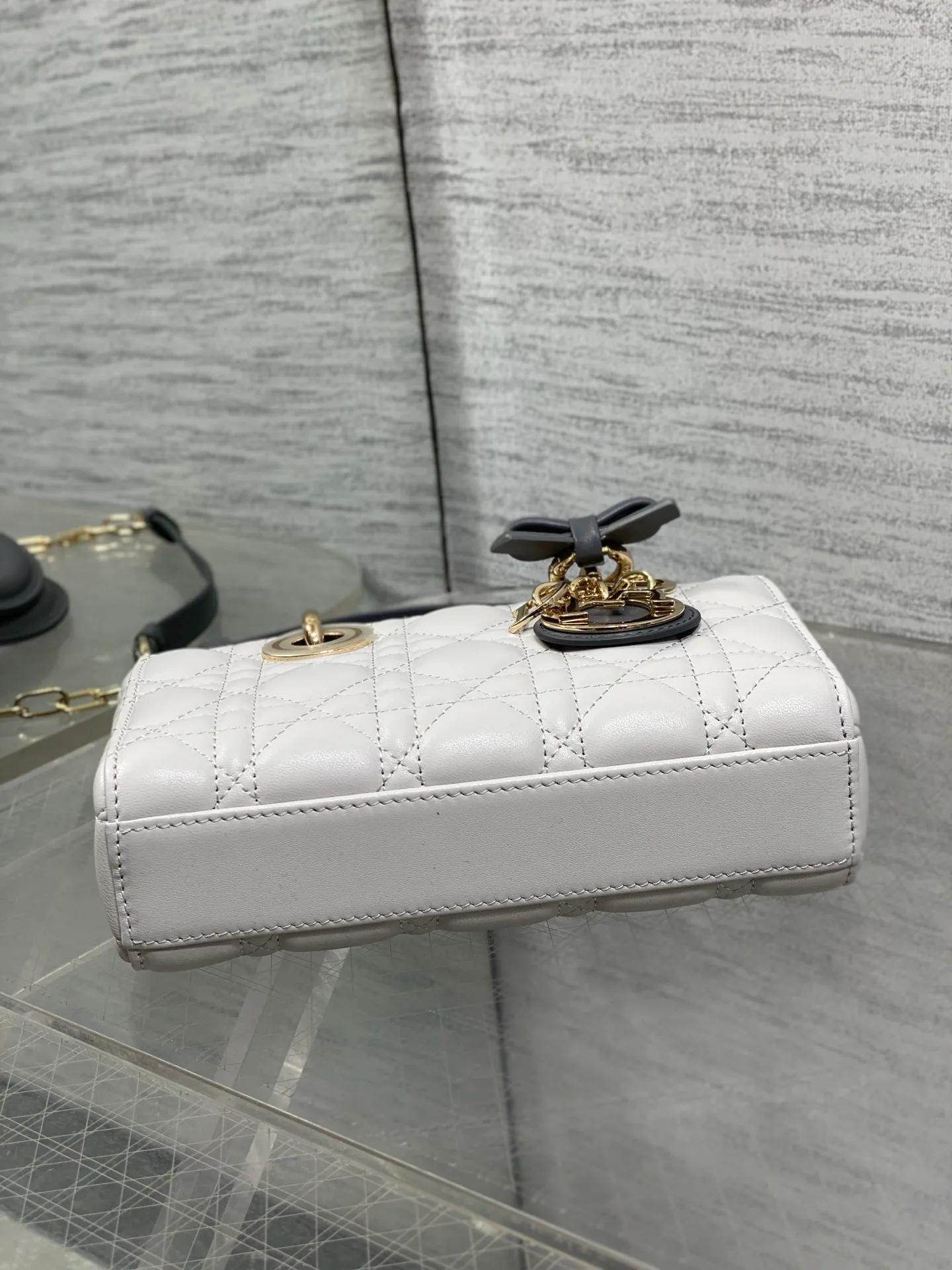 Women's Classic Handbags CHRISTIAN DIOR 18392942