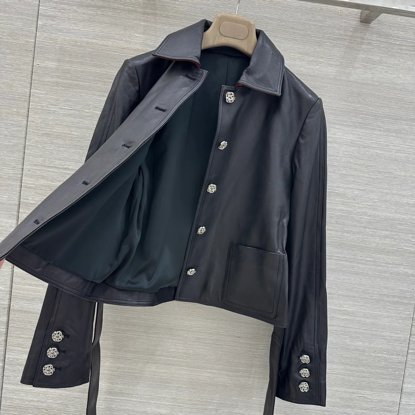 Women's Leather Jackets And Sheepskin Coats CHANEL 17891088