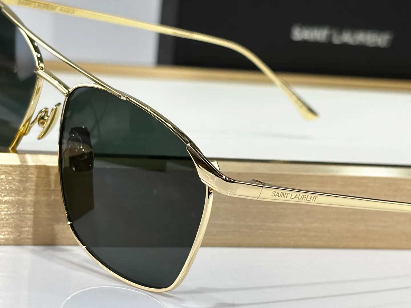 Glasses SAINT LAURENT 18117809