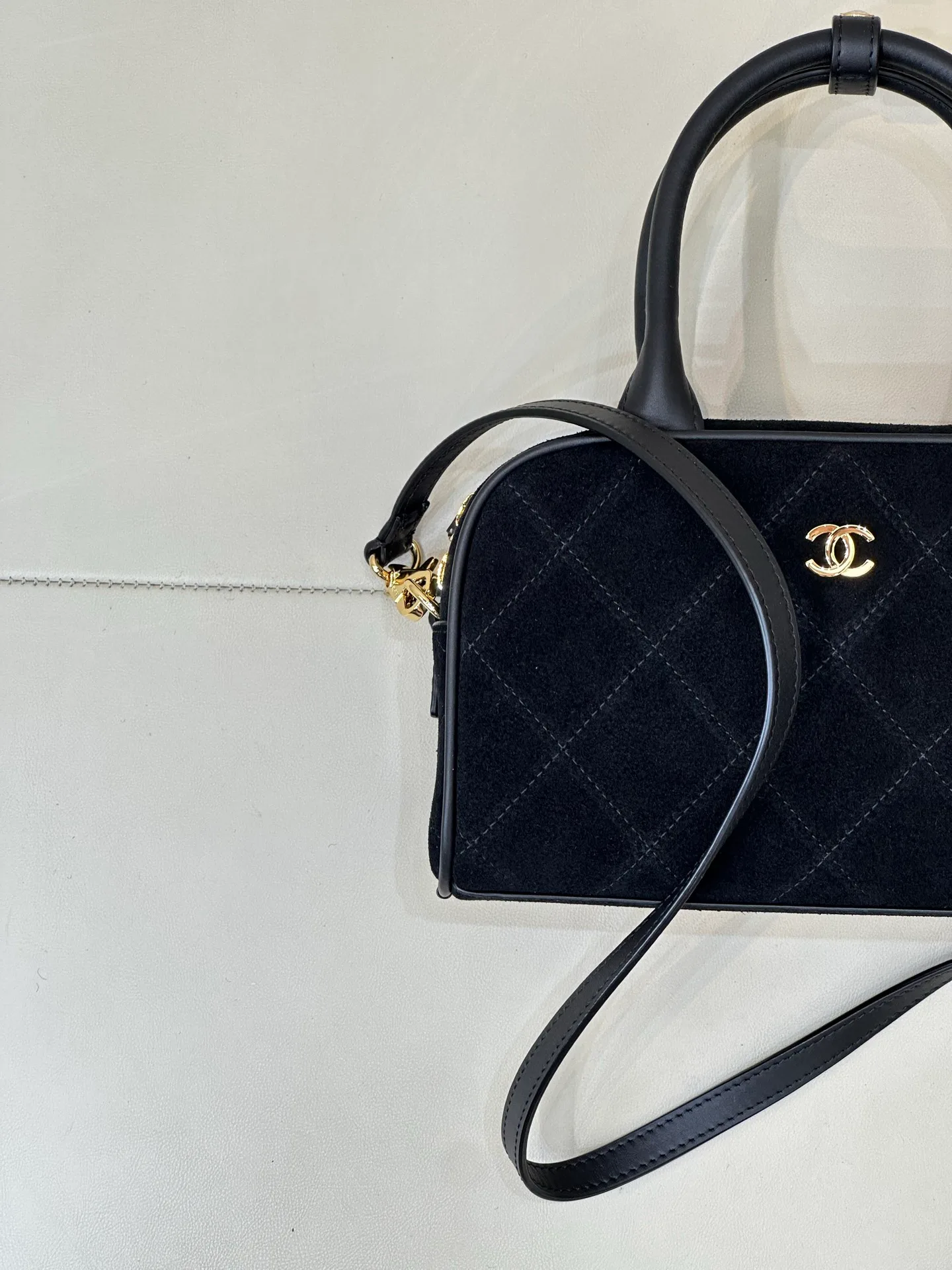 Women's Classic Handbags CHANEL 17853103
