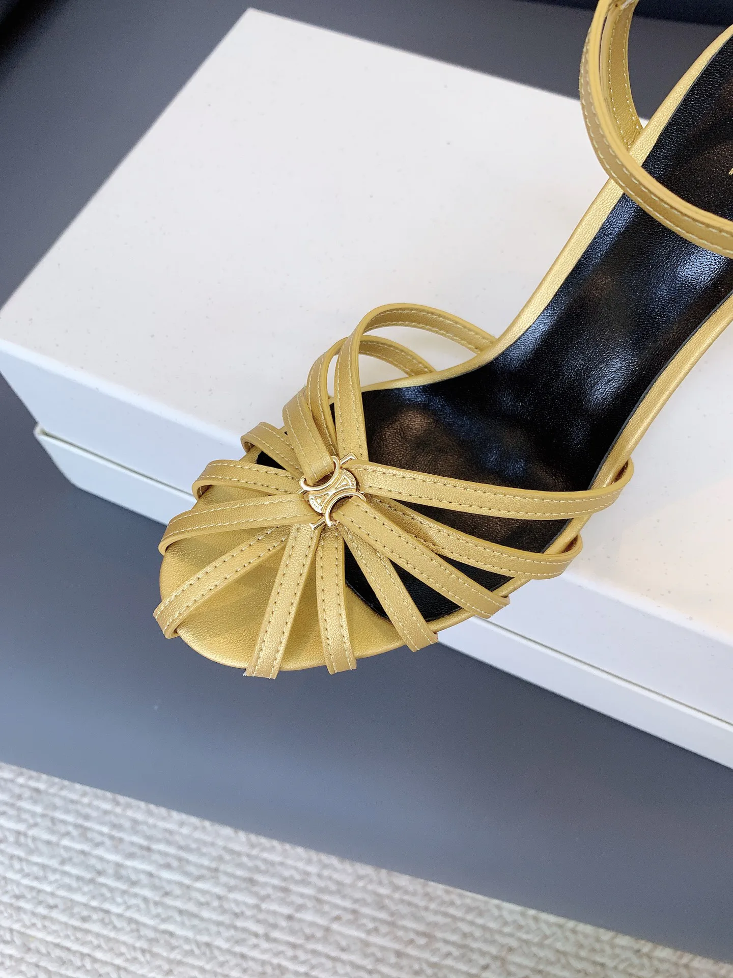 Women's Open-Toe Sandals CELINE 17479007