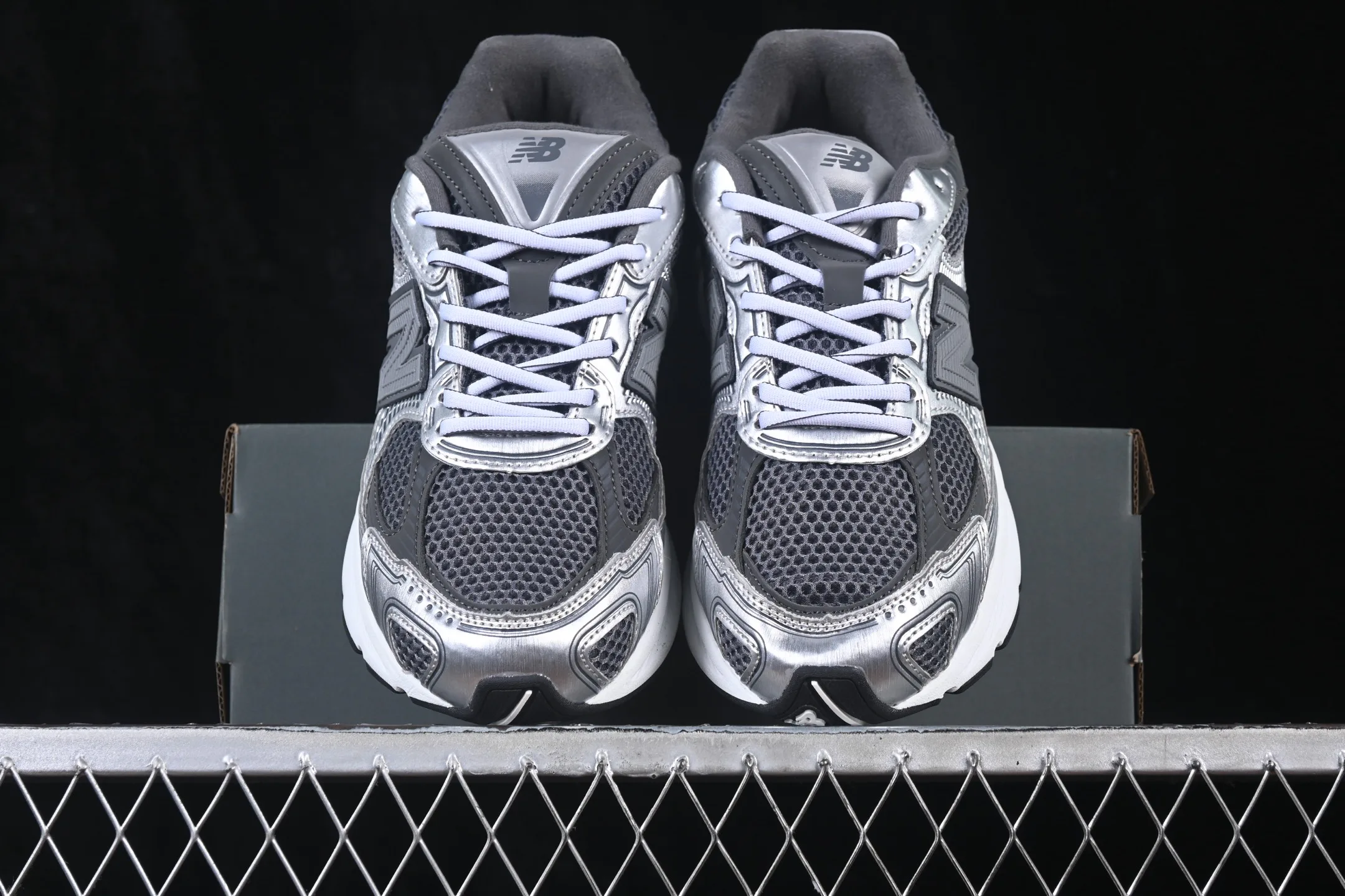 Women's Sneakers NEW BALANCE 18263743