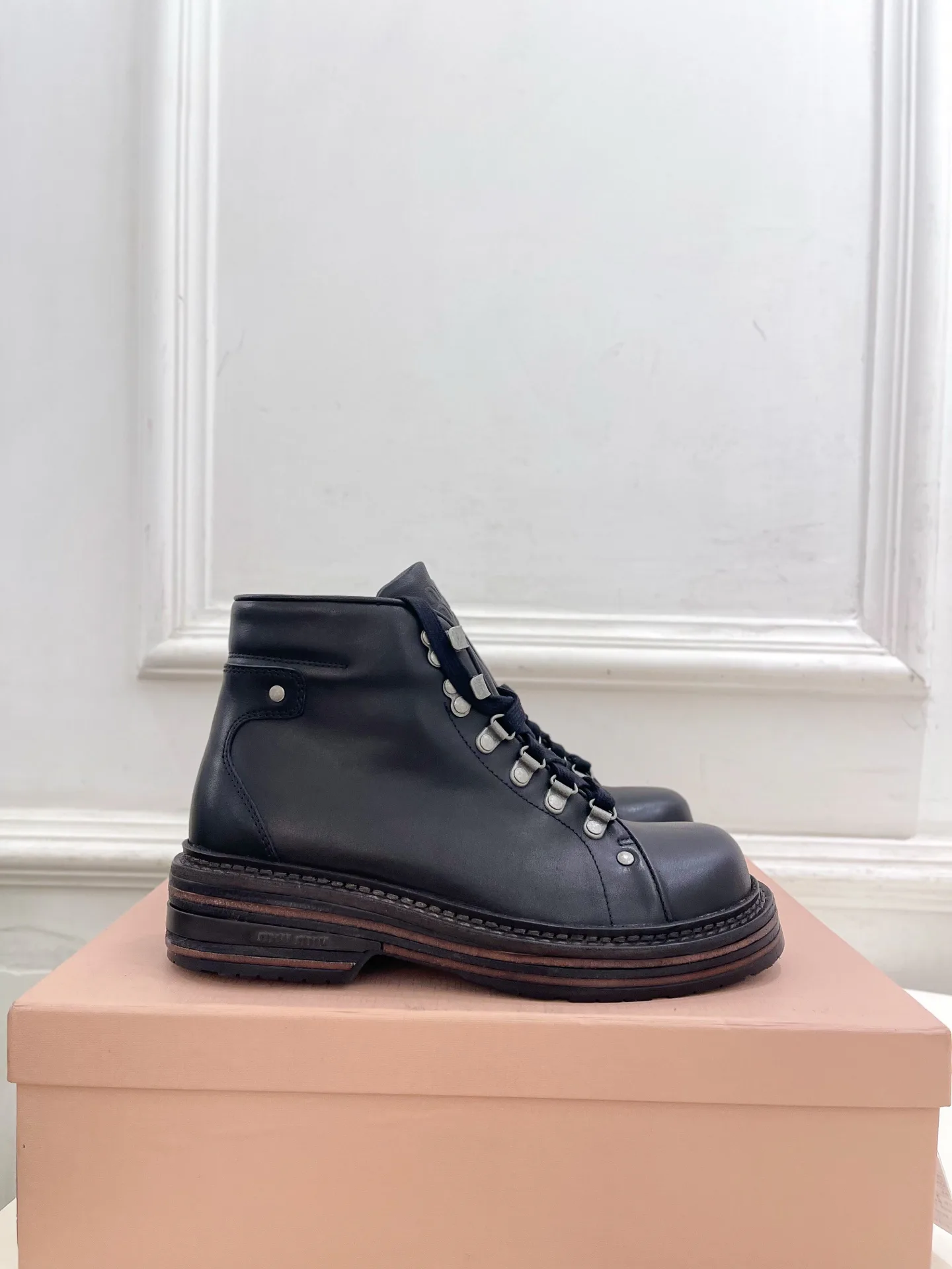 Women's Ankle Boots MIU MIU 18143112