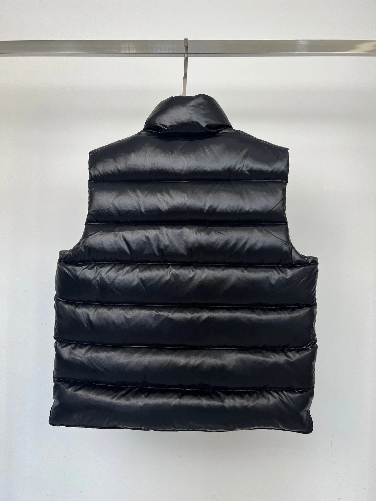 Women's Vests MONCLER 18415670