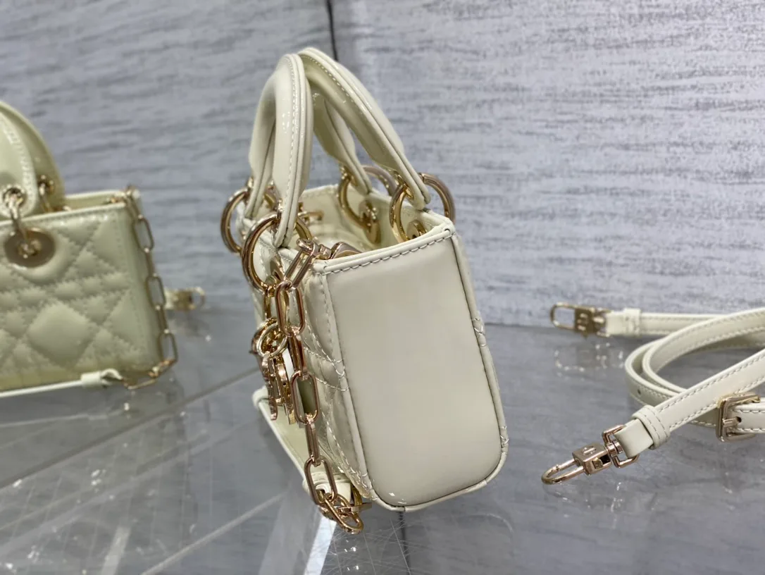 Women's Classic Handbags CHRISTIAN DIOR 17770441