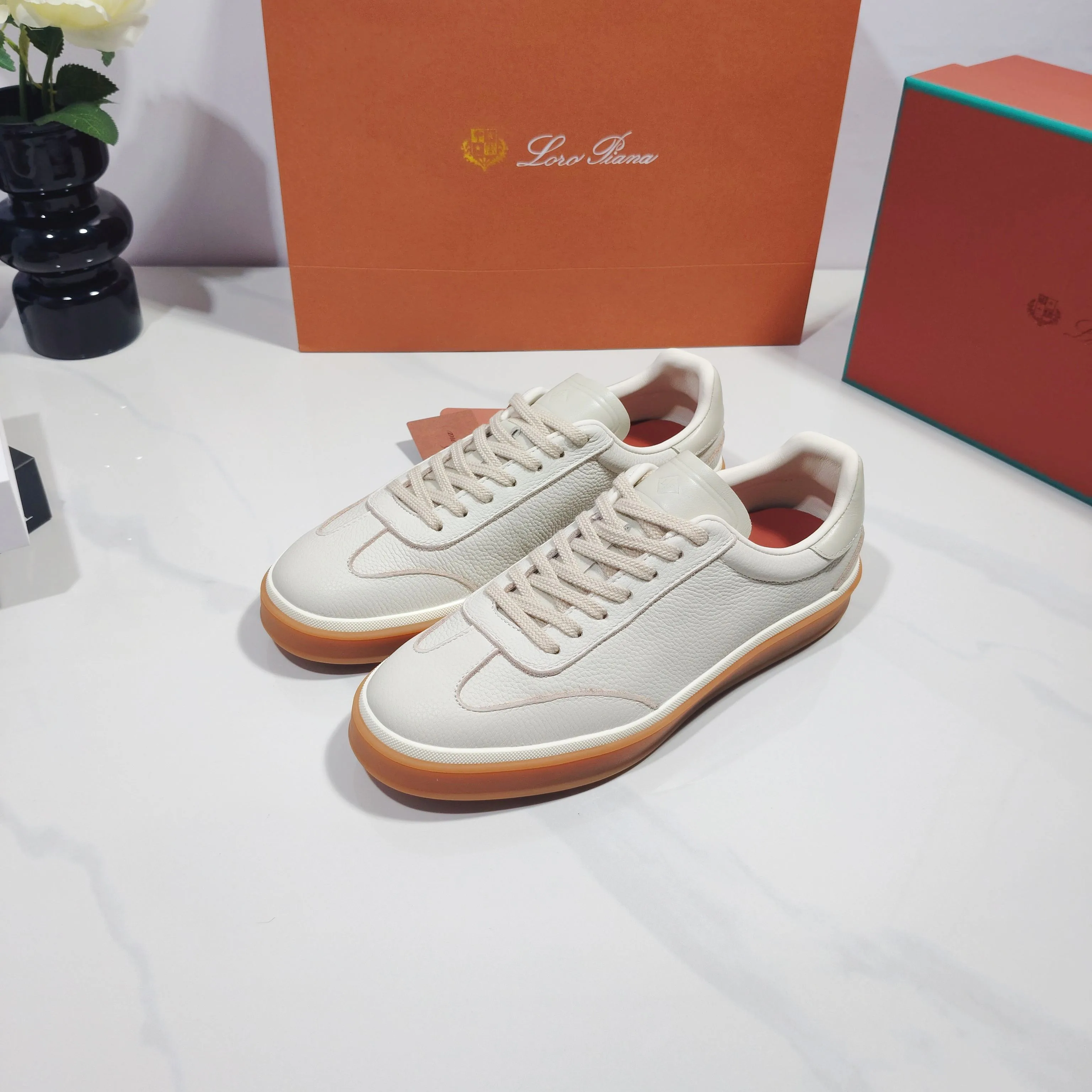 Women's Sneakers LORO PIANA 17961946