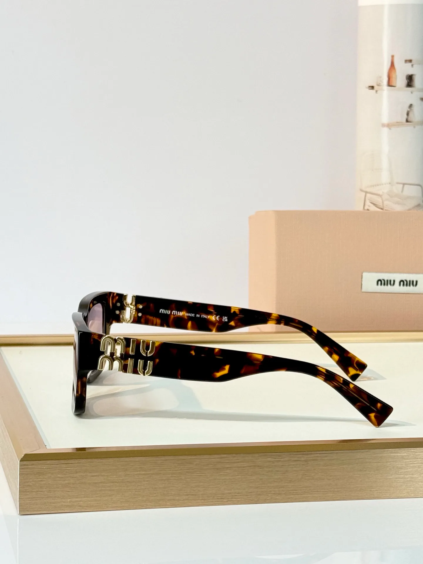 Glasses MIU MIU 18117970