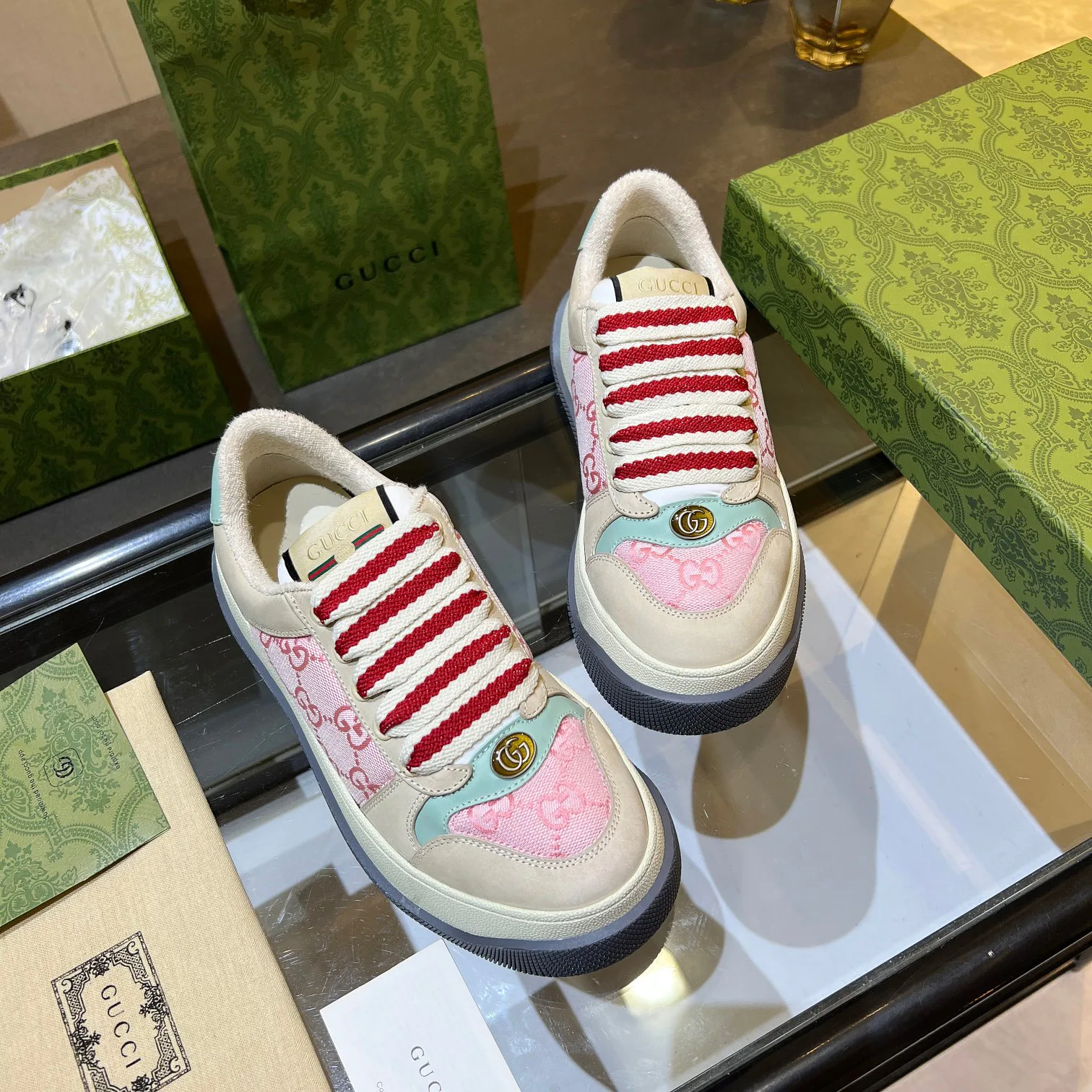 Women's Sneakers GUCCI 17955442