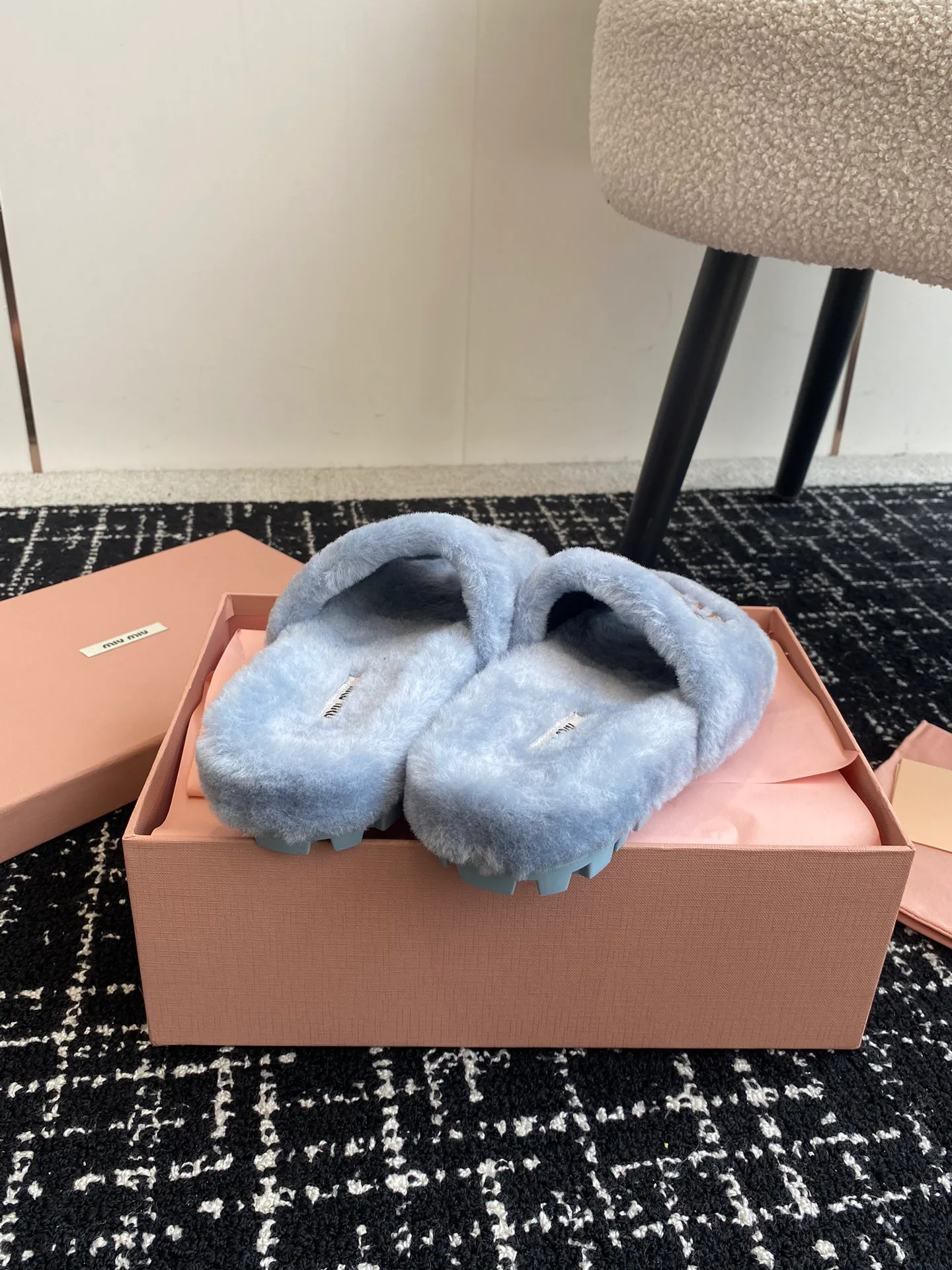 Women's Slippers MIU MIU 18241531