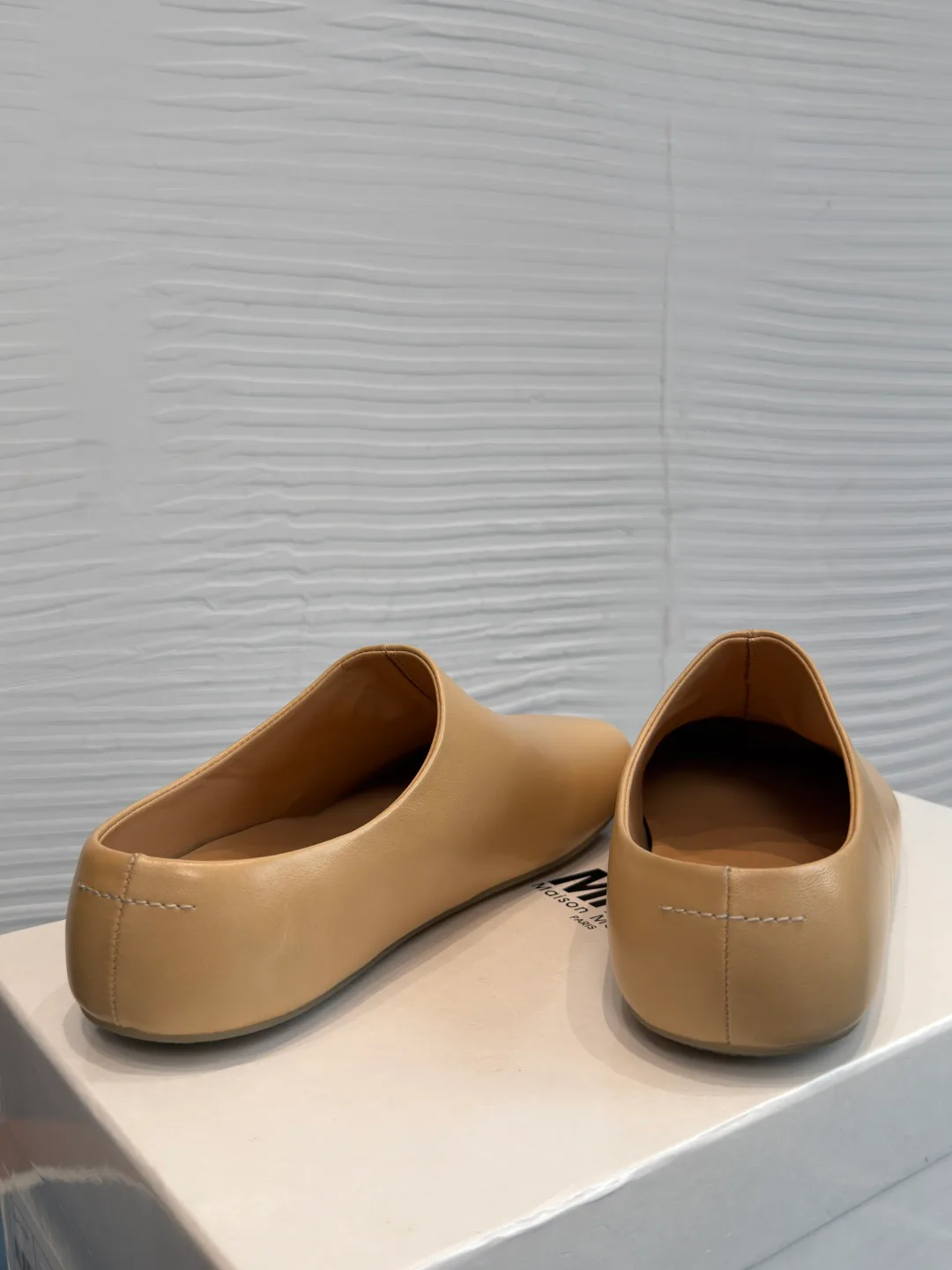 Women's Mules And Clogs MAISON MARGIELA 18125305