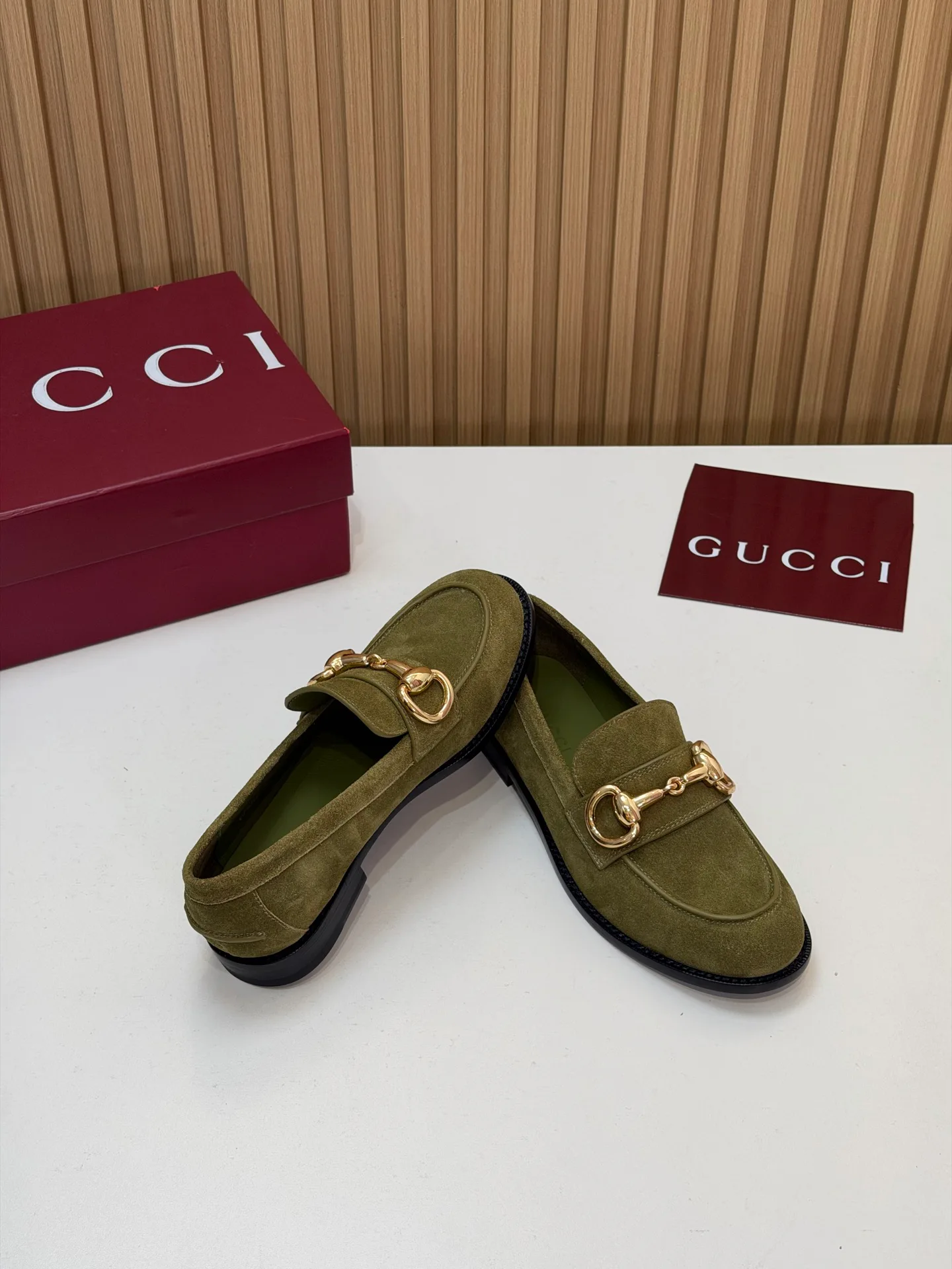 Women's Loafers And Moccasins GUCCI 18152956