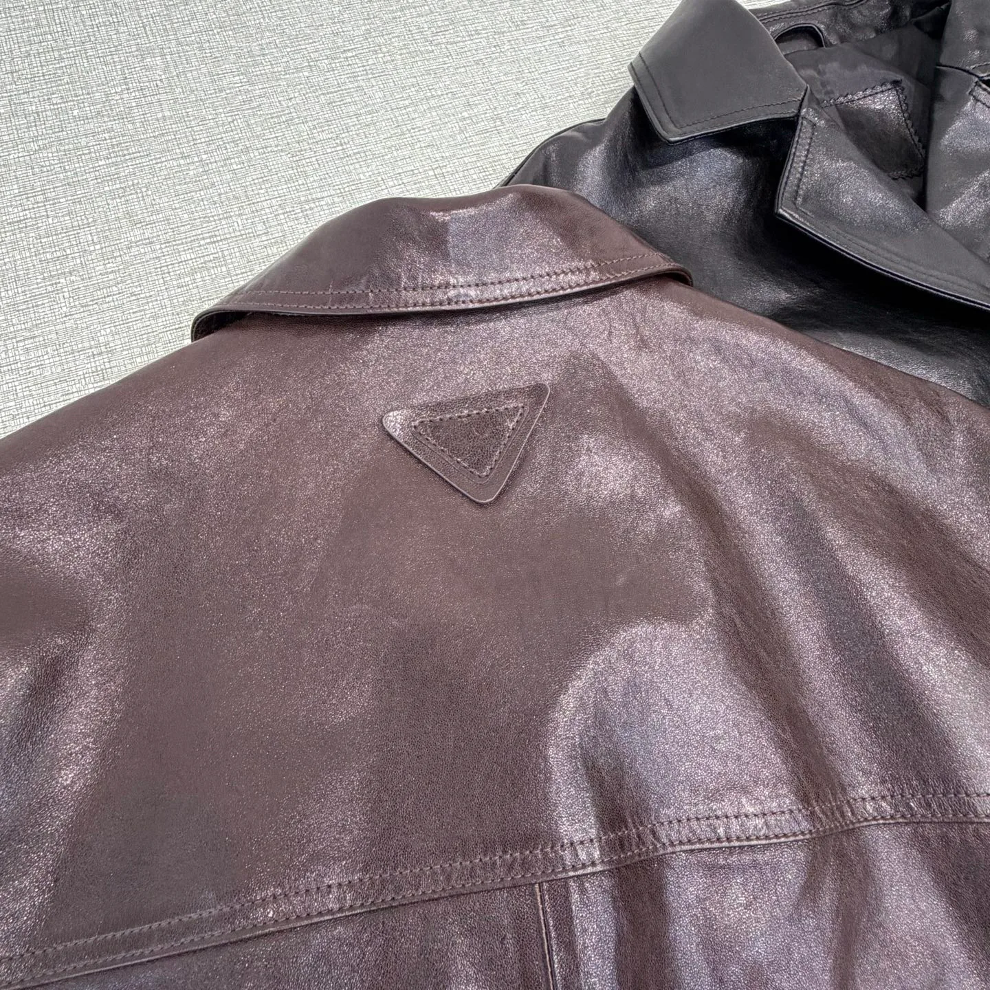 Women's Leather Jackets And Sheepskin Coats PRADA 18090502