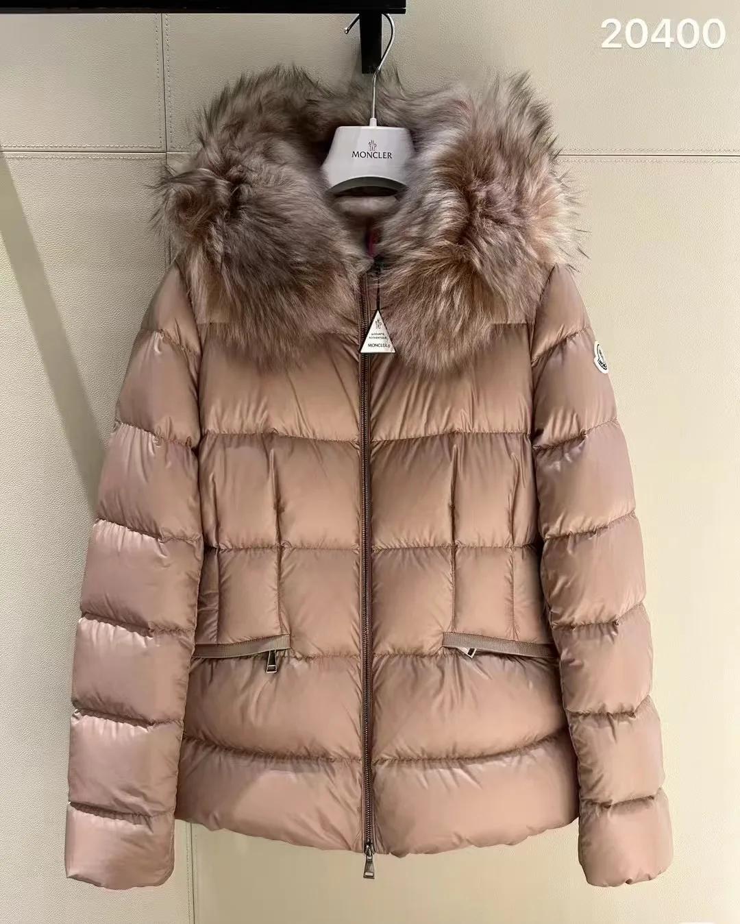 Women's Jackets And Down Jackets MONCLER 17964501