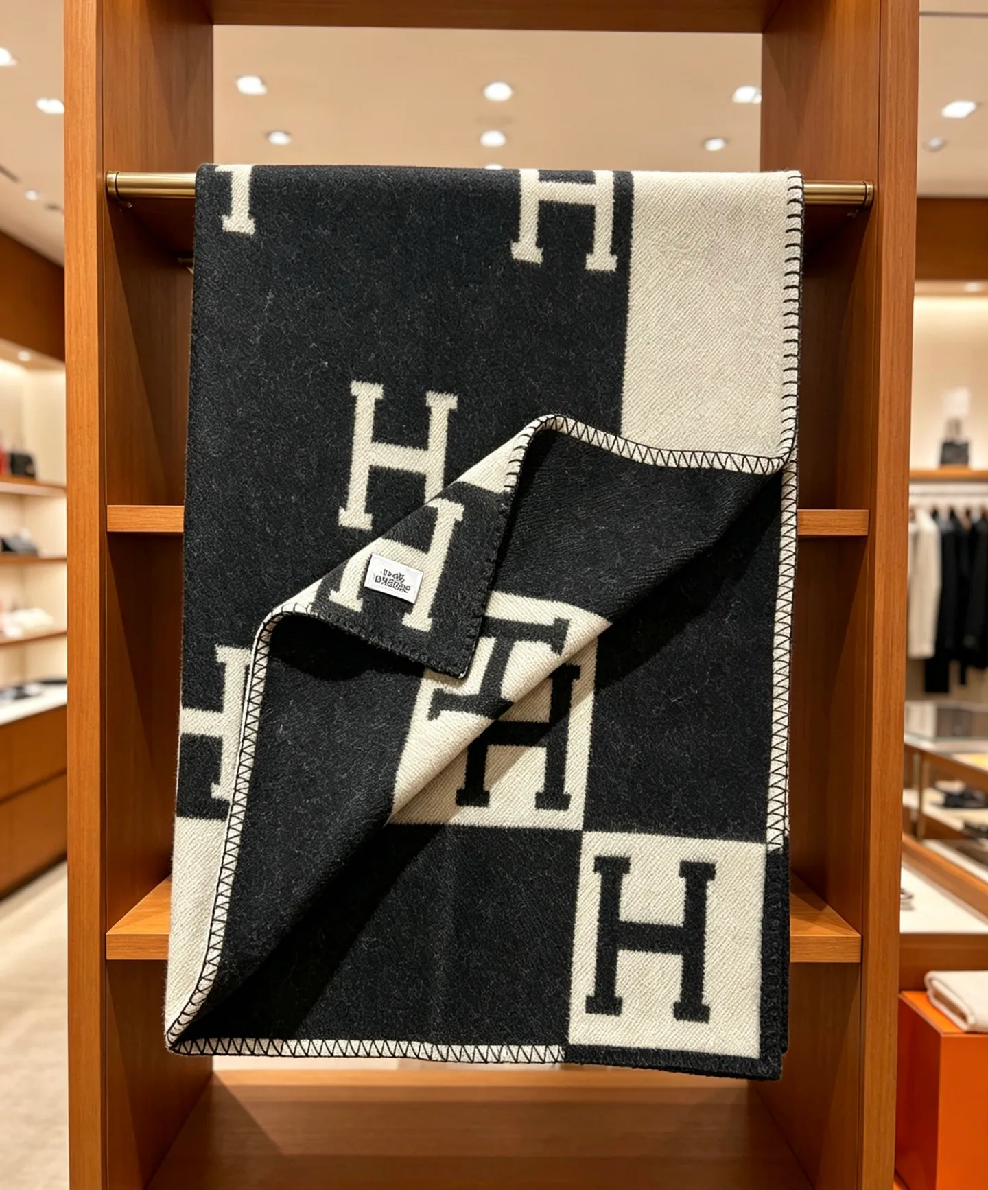 Textiles HERMES 17323809