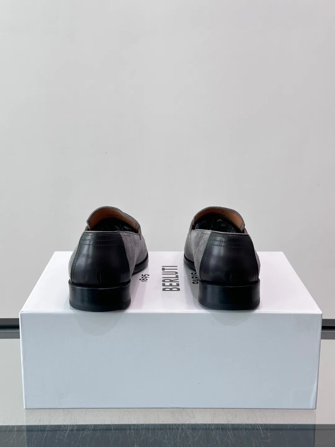 Men's Loafers And Dress Shoes BERLUTI 18079484