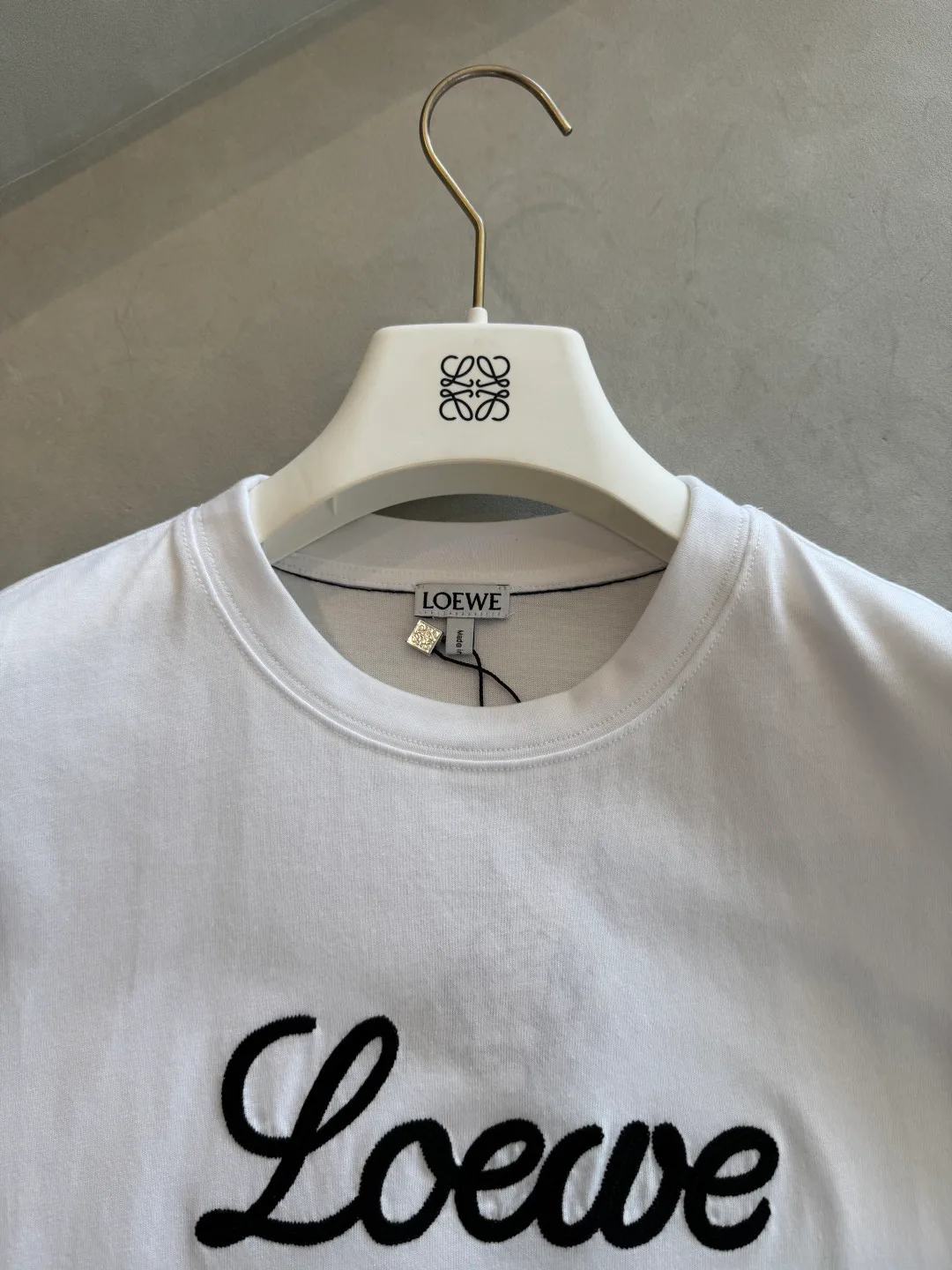 Women's T-Shirts LOEWE 17094493