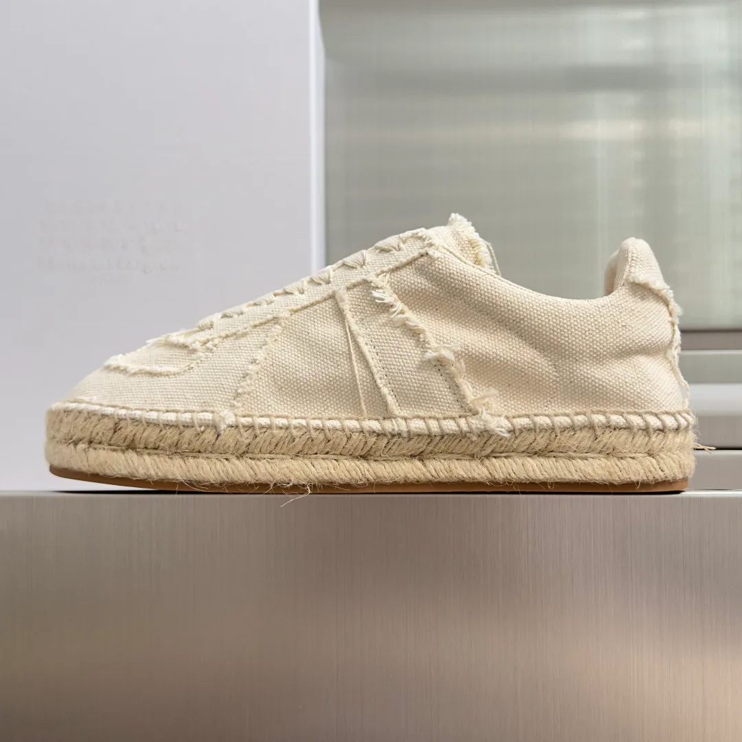 Women's Sneakers MAISON MARGIELA 17415529