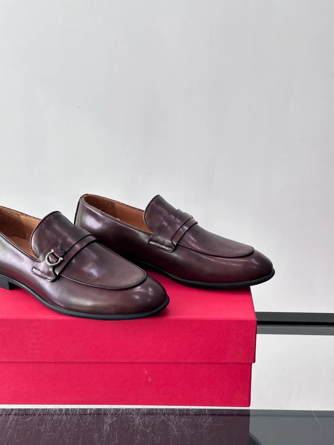Men's Loafers And Dress Shoes SALVATORE FERRAGAMO 17982494