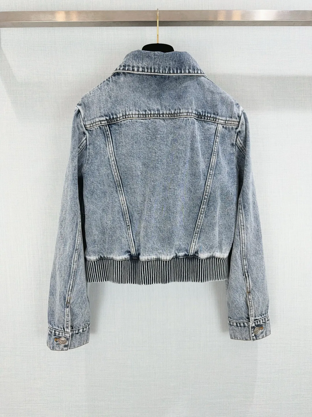 Women's Jackets And Down Jackets CHANEL 16887012