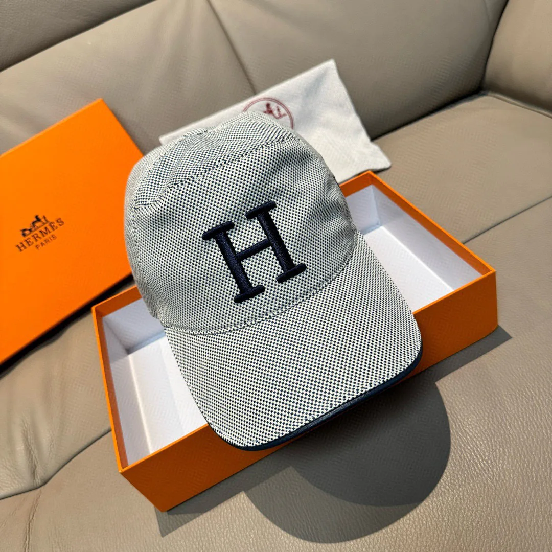 Hats HERMES 17224548