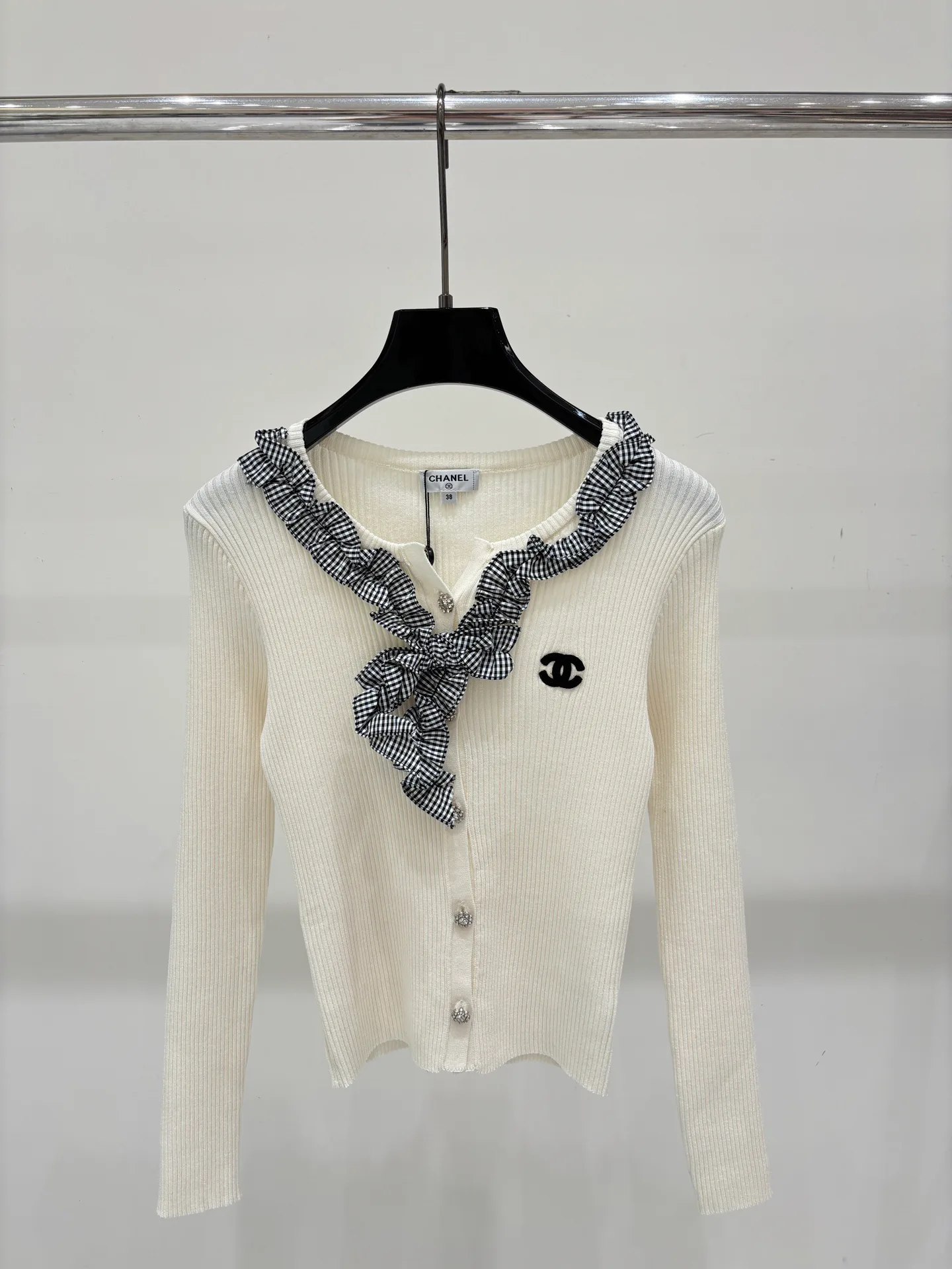 Women's Jumpers And Sweaters CHANEL 18137816