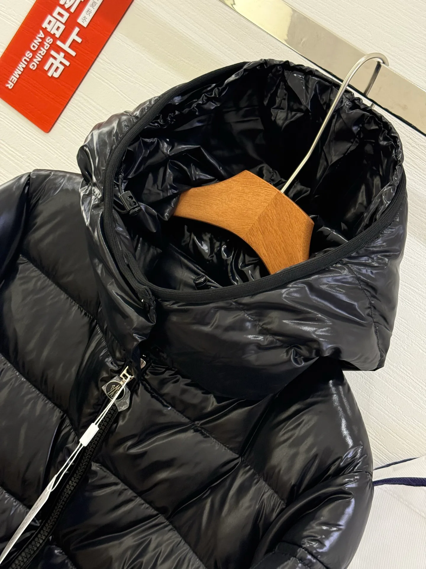 Men's Jackets And Down Jackets MONCLER 18383188