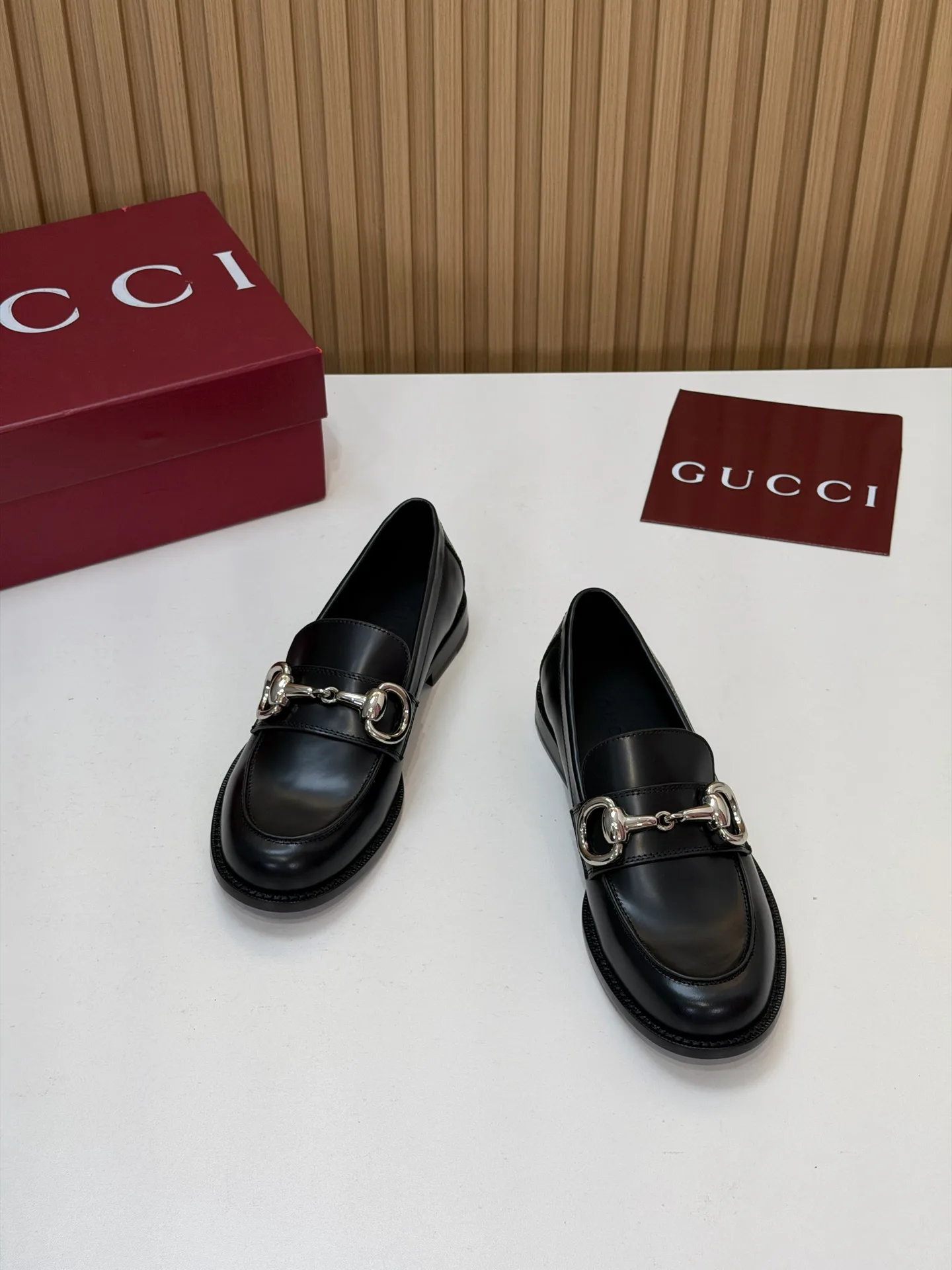 Women's Loafers And Moccasins GUCCI 18152941