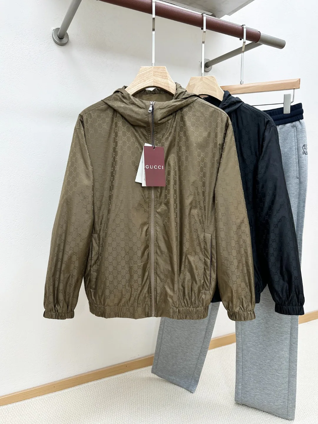 Куртки И Пуховики Мужские Gucci 18596679