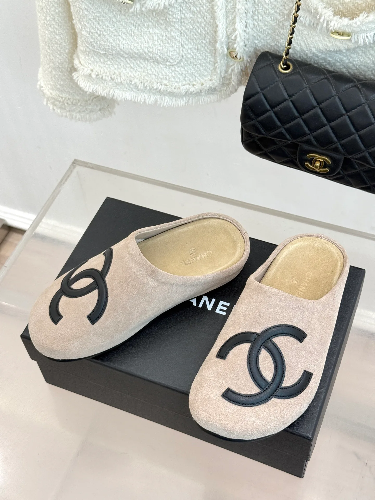 Women's Mules And Clogs CHANEL 17813179