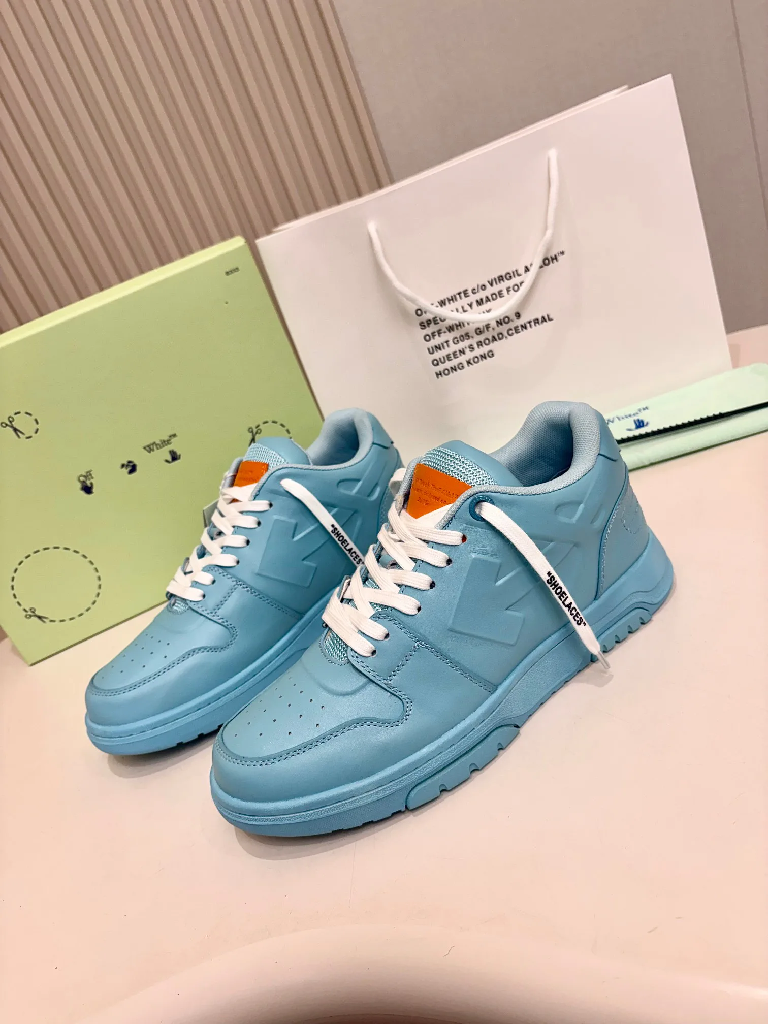 Women's Sneakers OFF-WHITE 18158667