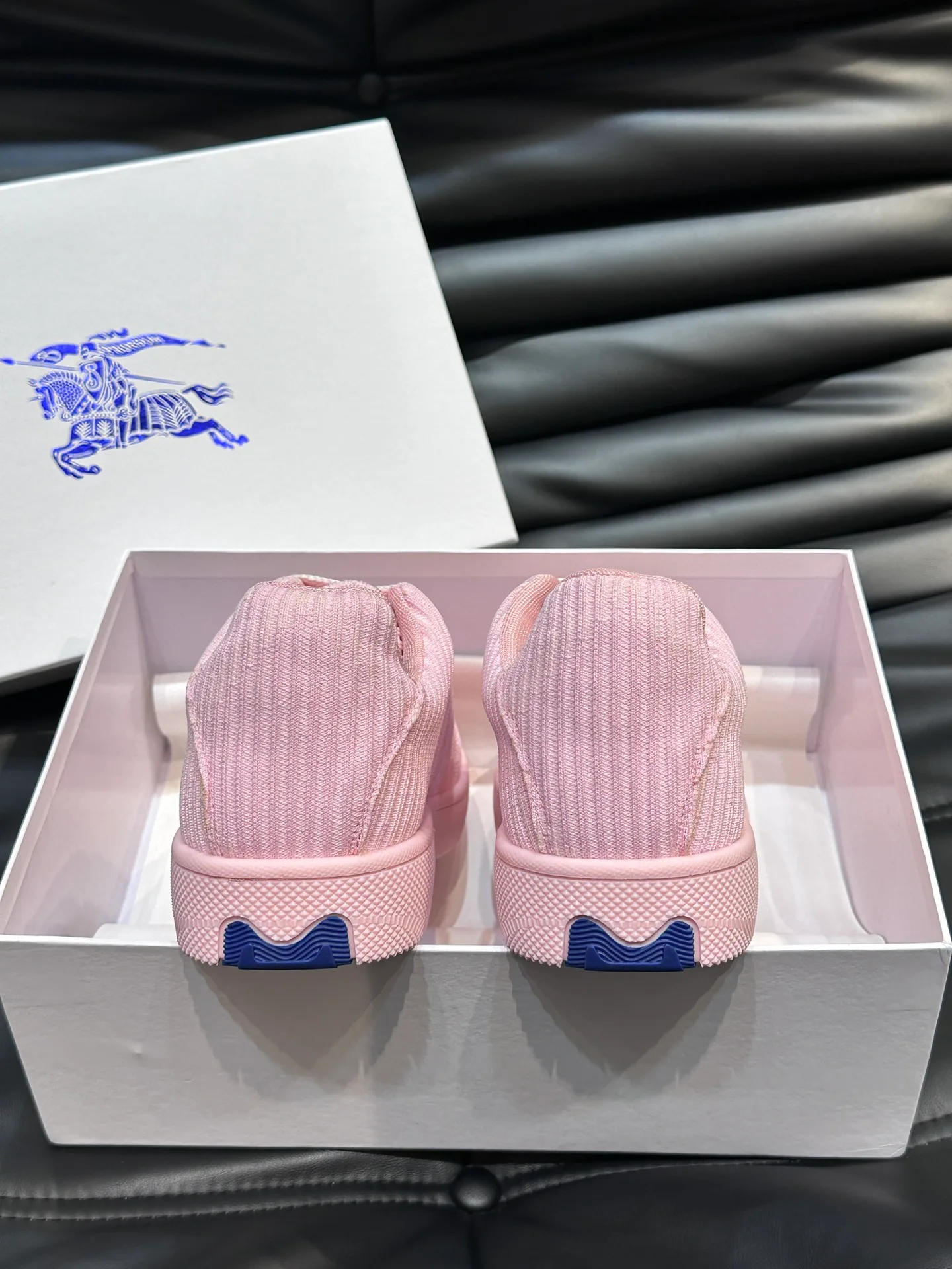 Women's Sneakers BURBERRY 17926229