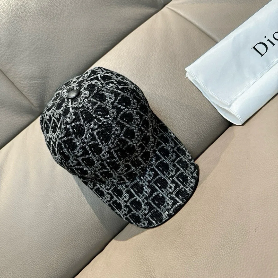 Hats CHRISTIAN DIOR 18105248