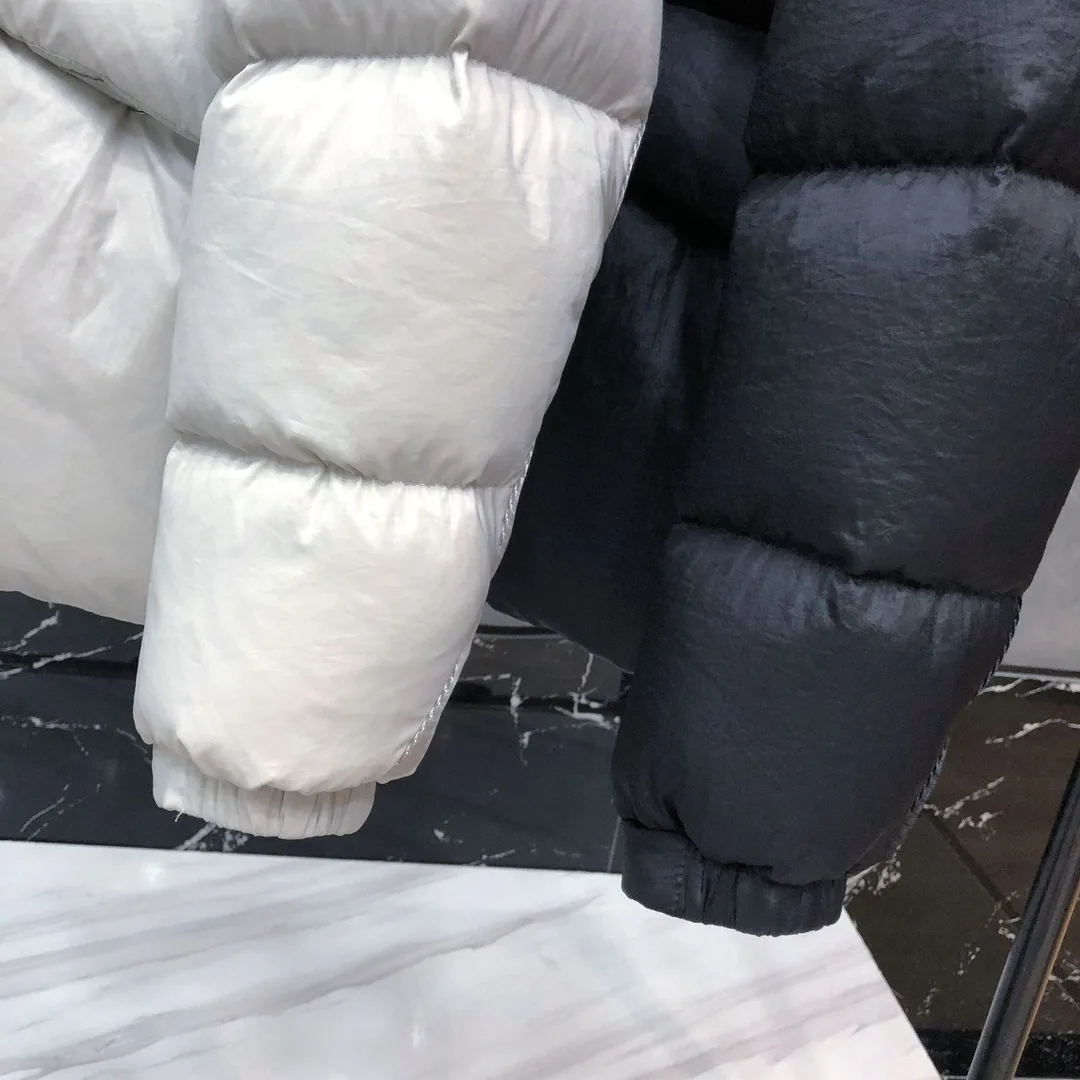 Куртки И Пуховики Женские Moncler 18606697