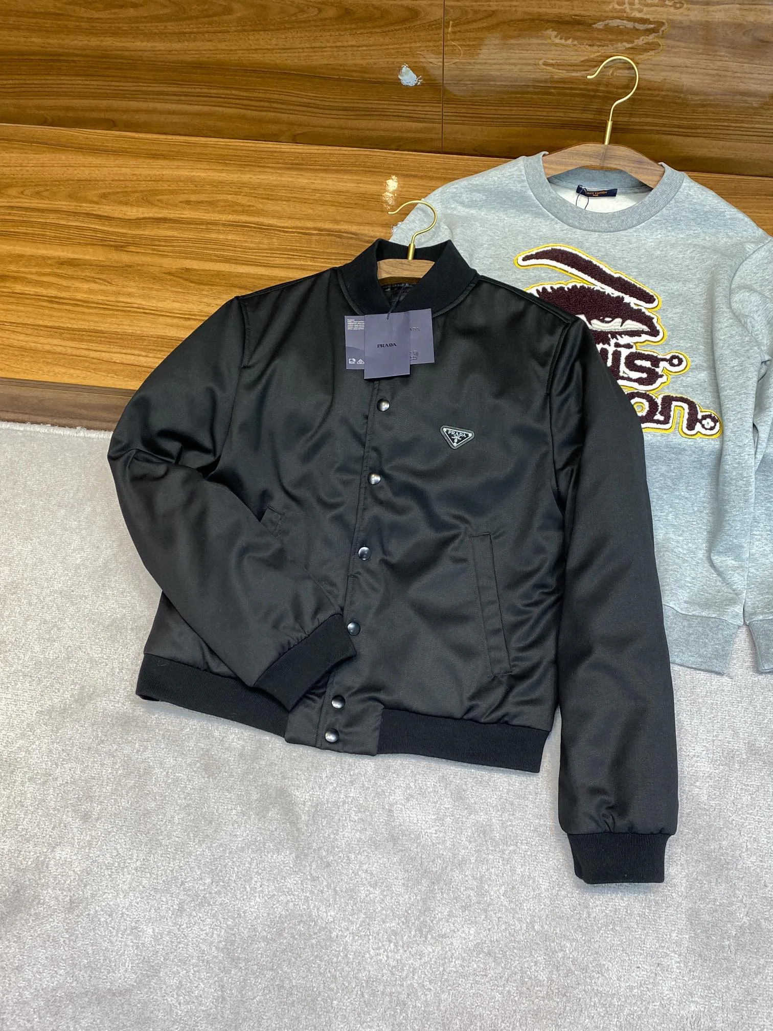 Куртки И Пуховики Мужские Prada 18596722