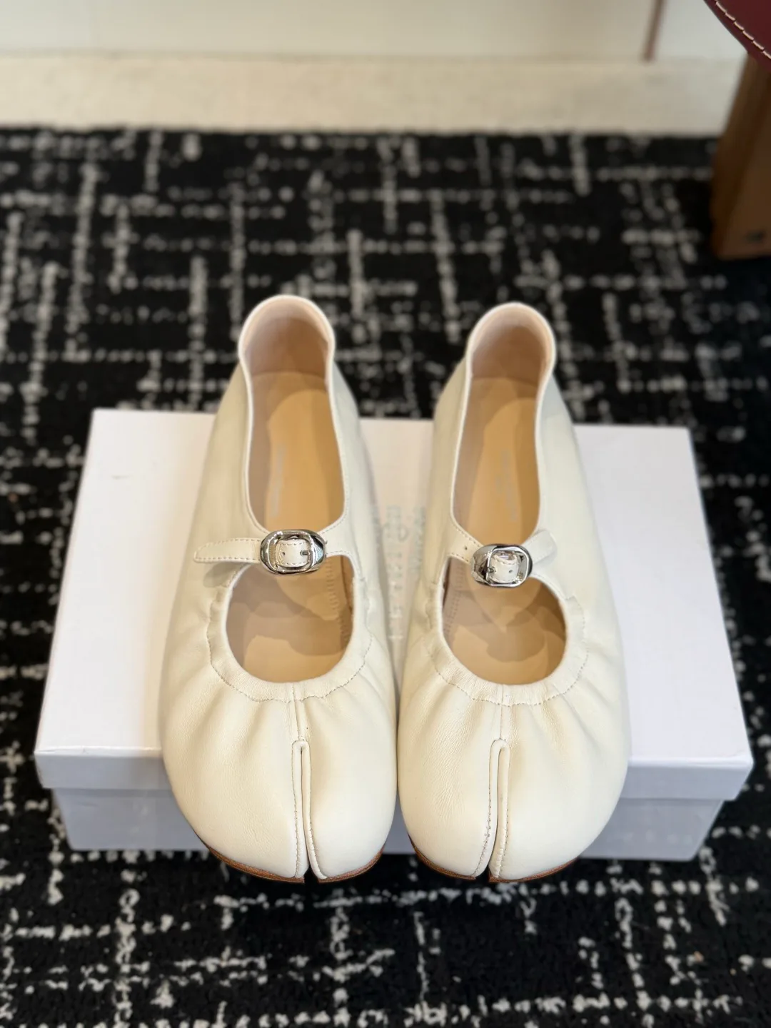 Women's Ballet Flats MAISON MARGIELA 18132579