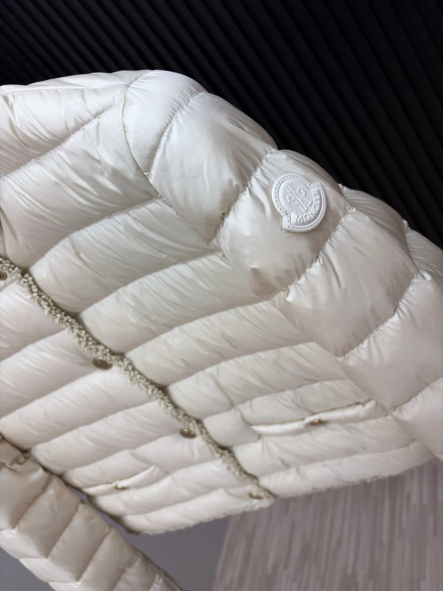 Men's Jackets And Down Jackets MONCLER 18029593