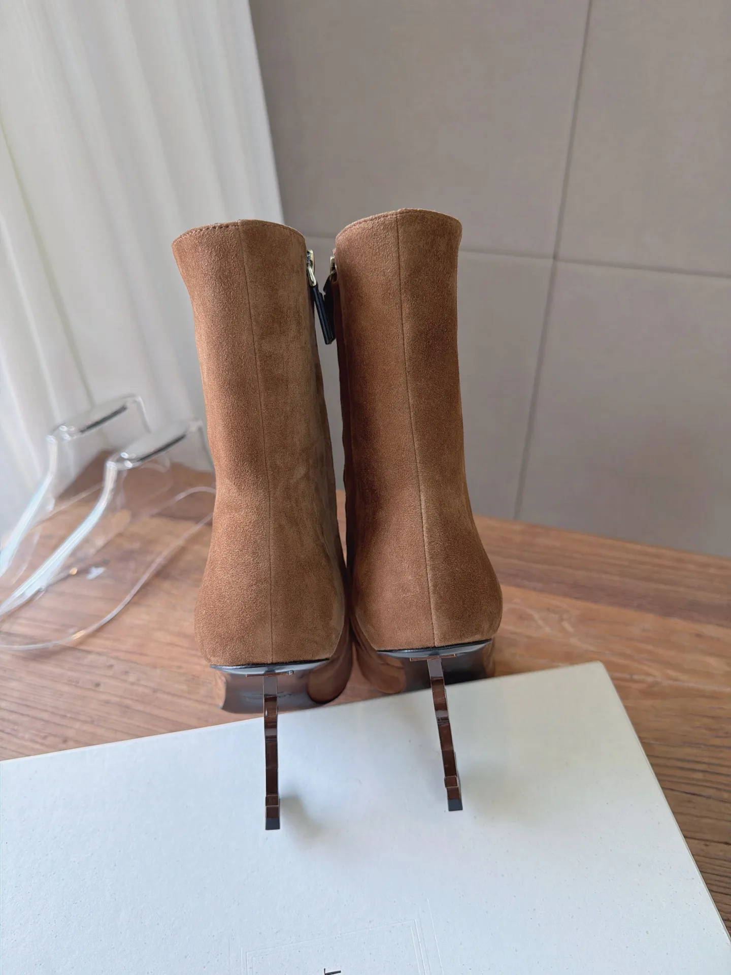 Women's Booties SAINT LAURENT 18520091