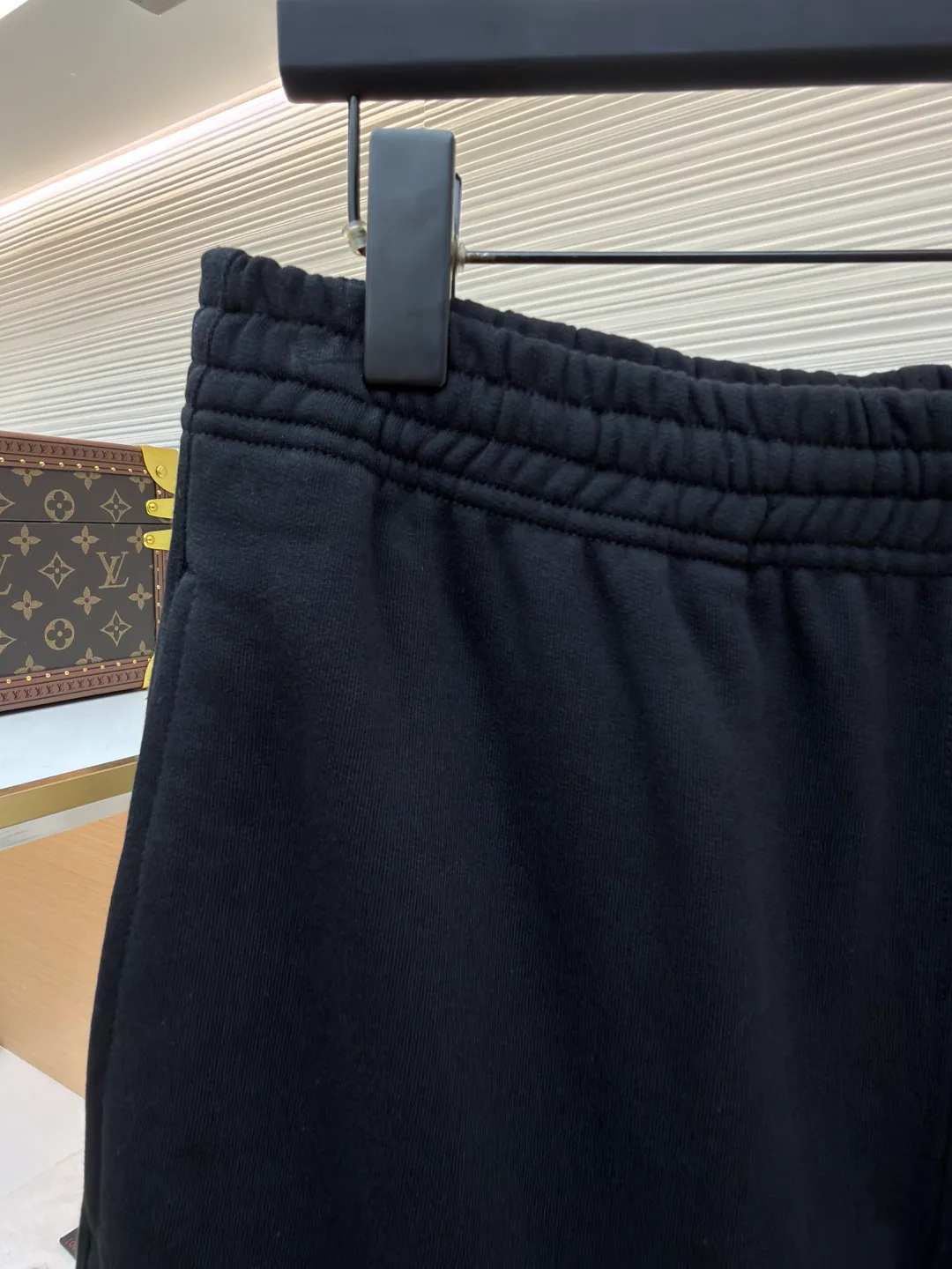 Men's Trousers BURBERRY 18309028
