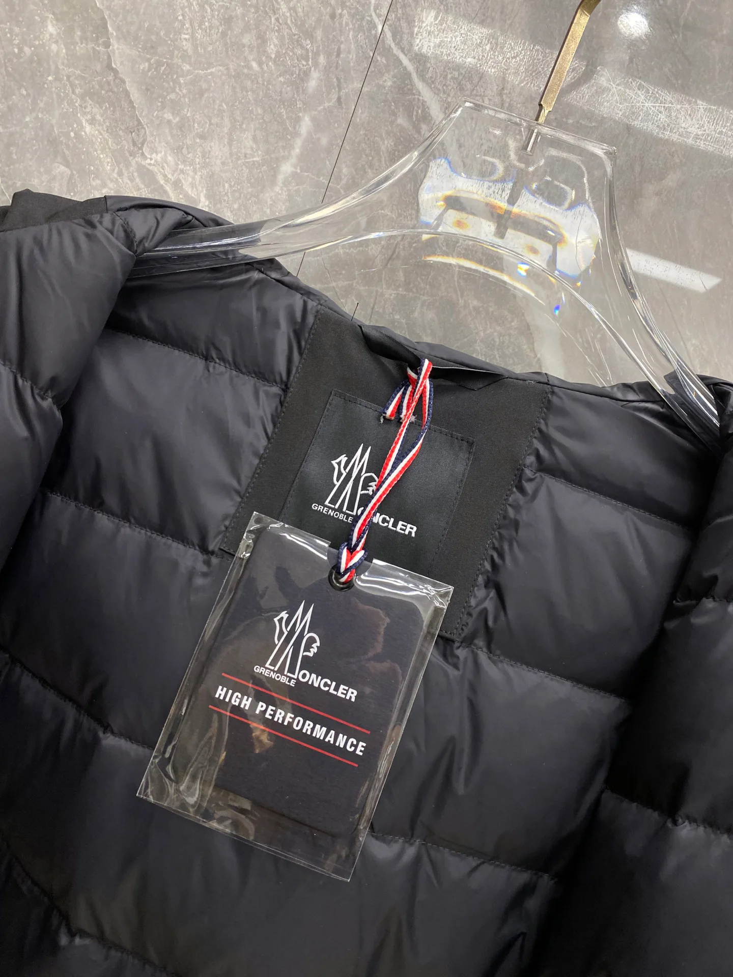 Men's Jackets And Down Jackets MONCLER 18348637