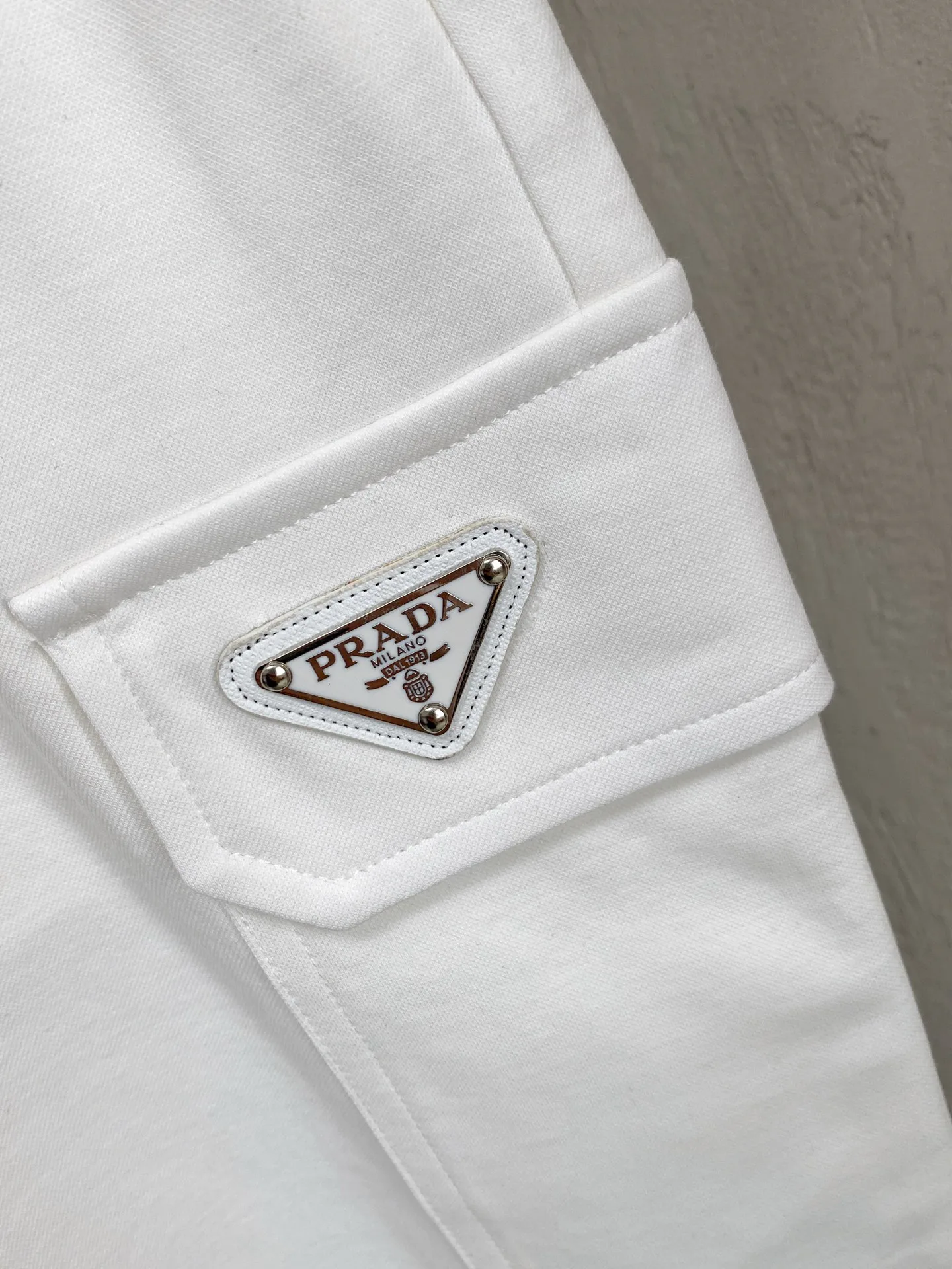 Men's Shorts PRADA 17444666