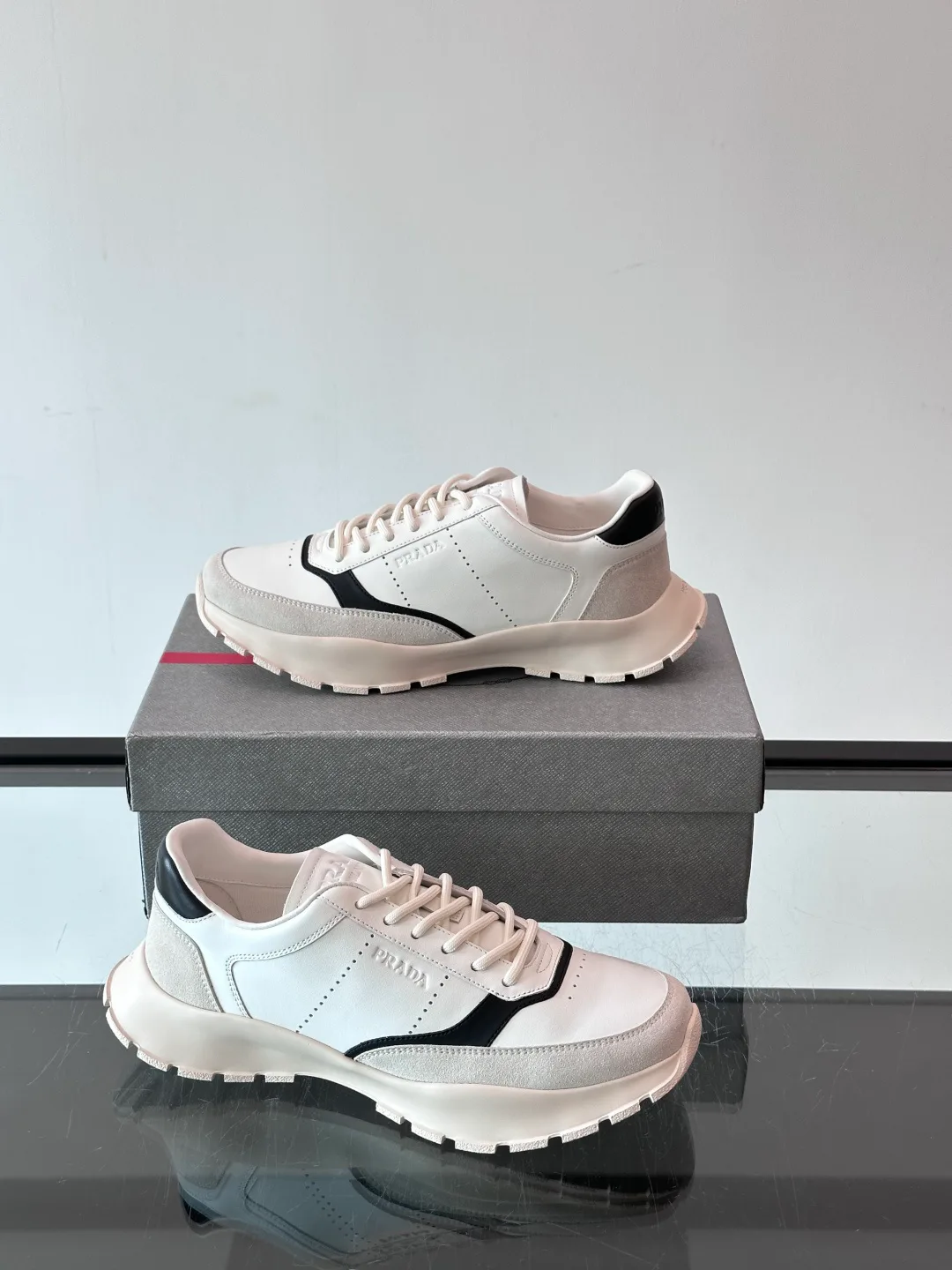 Men's Sneakers PRADA 18449495