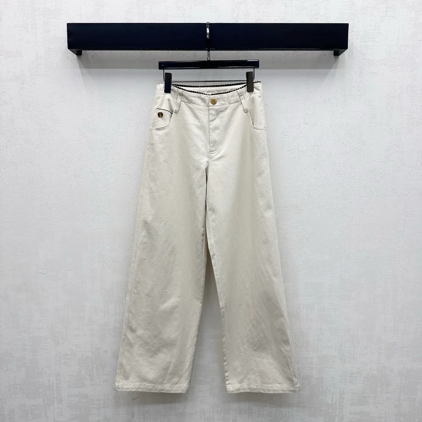 Women's Trousers MIU MIU 18510271