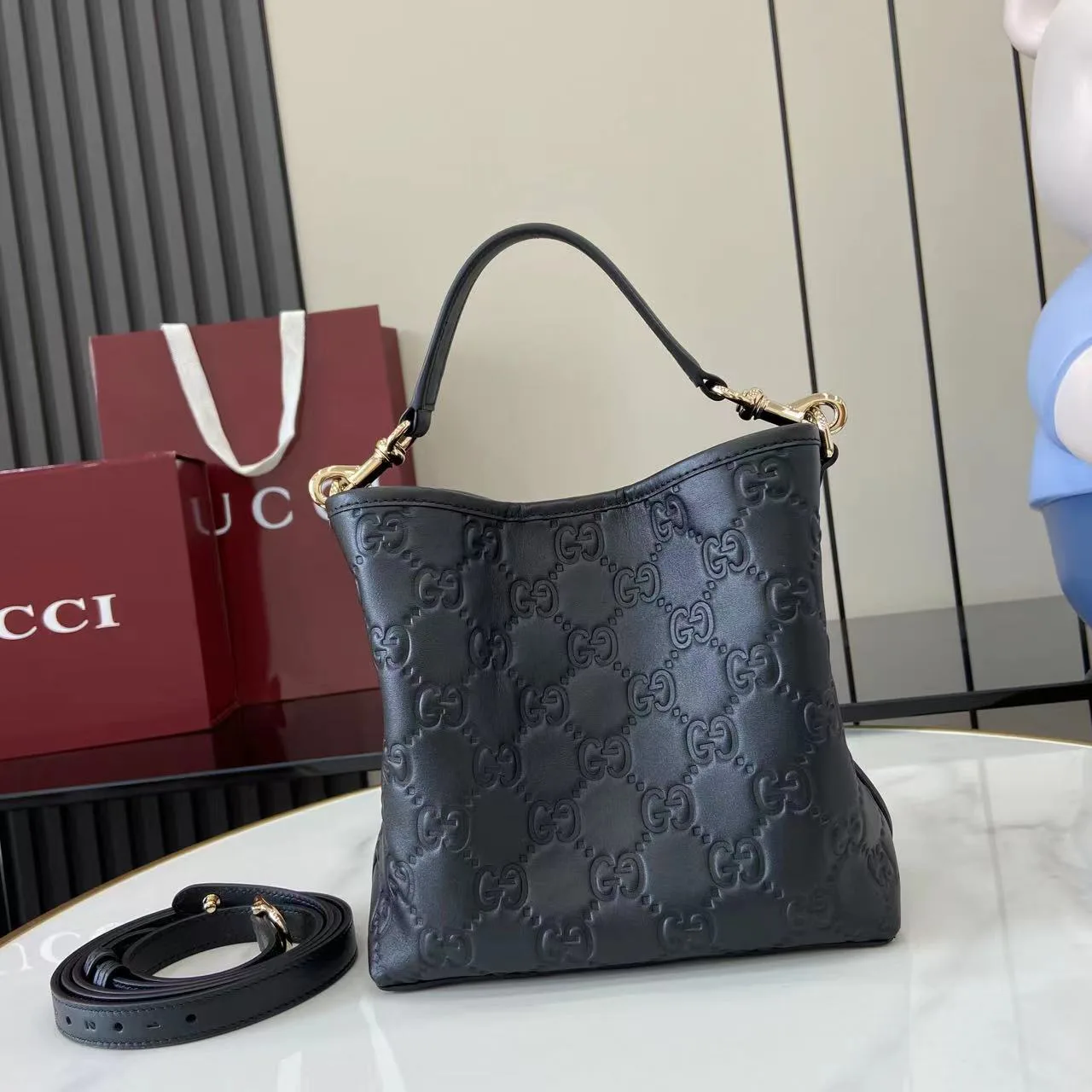 Women's Classic Handbags GUCCI 18404550