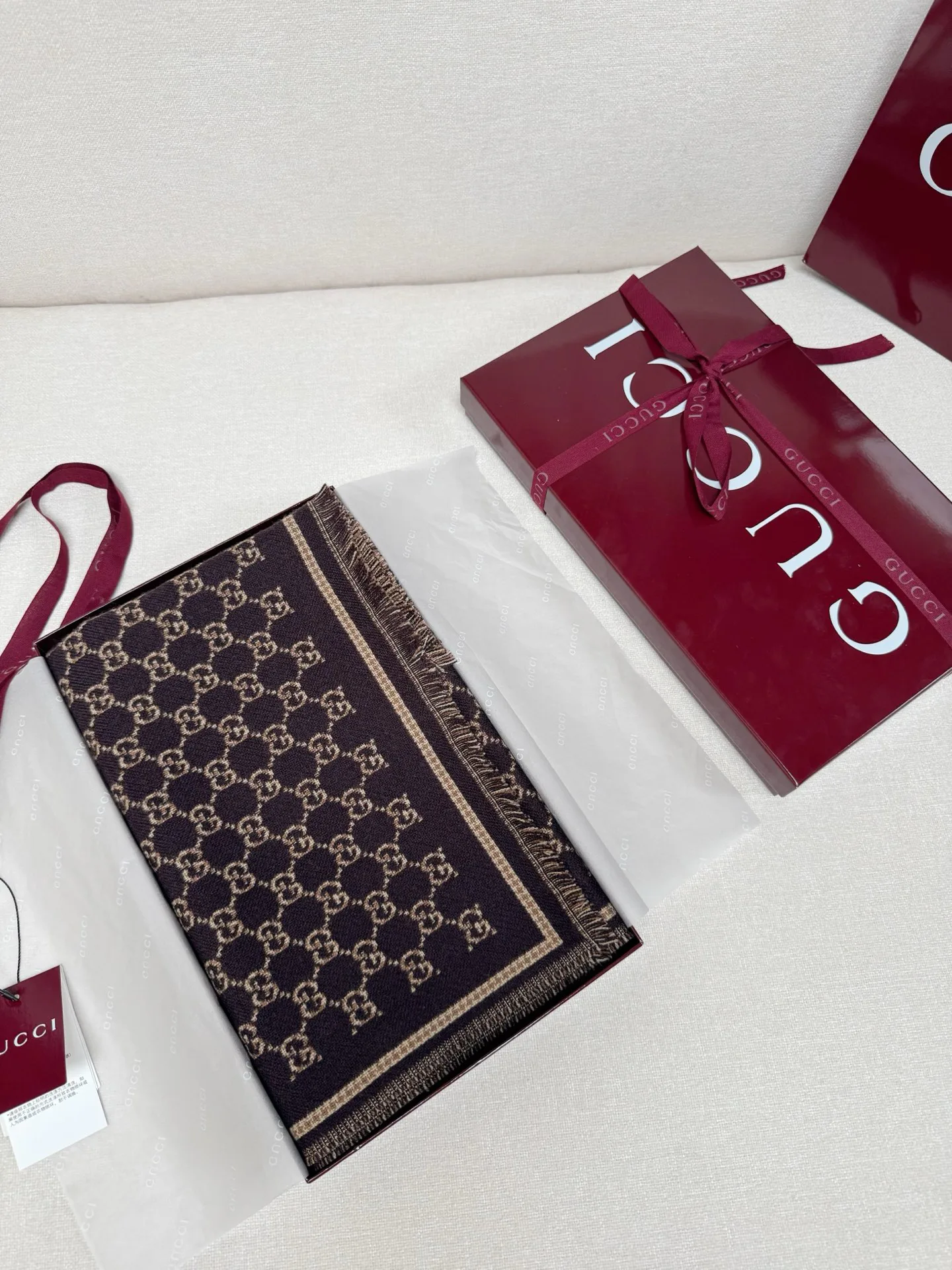 Scarves GUCCI 17992032